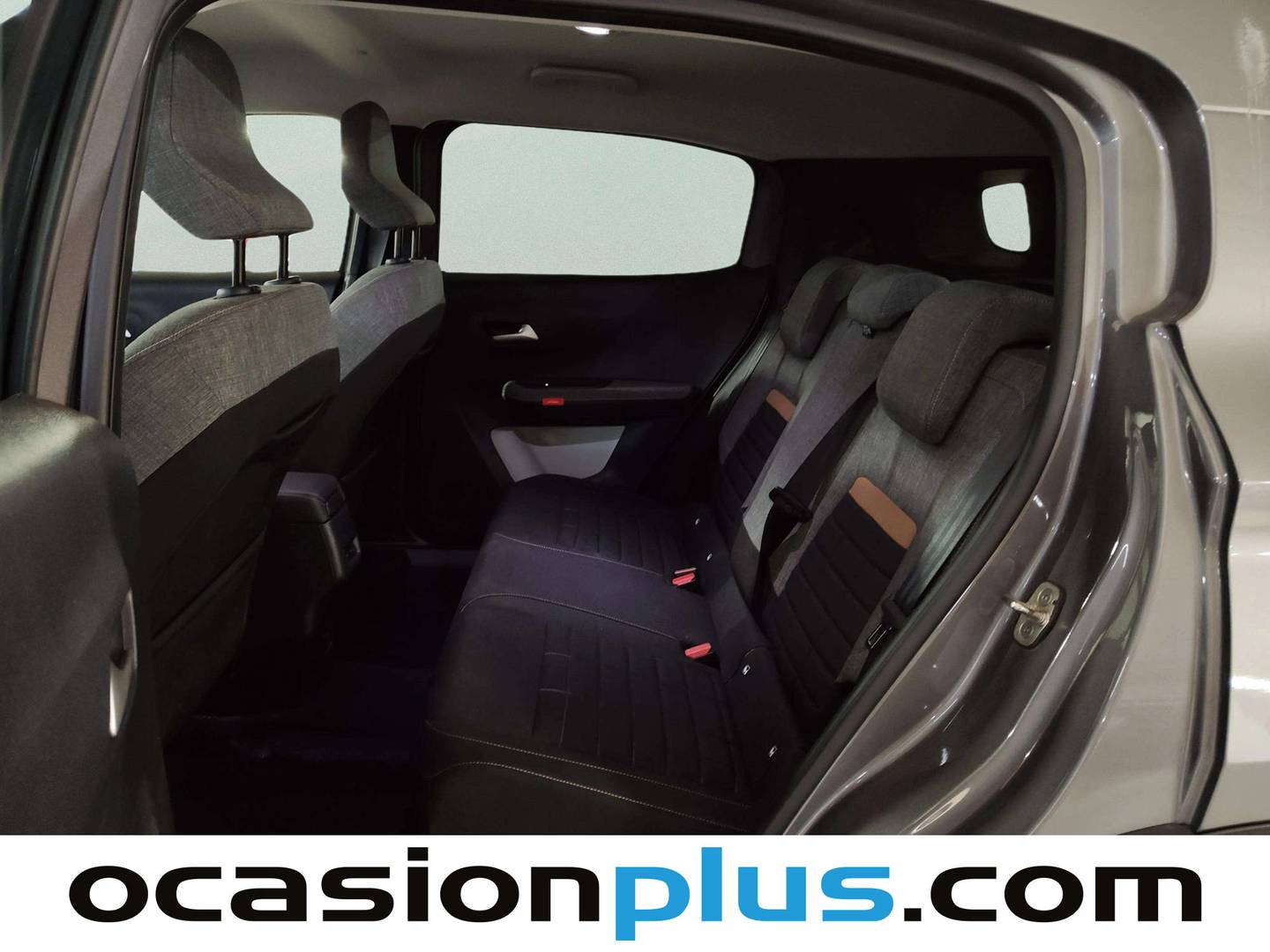 Foto asientos traseros Citroën C3 Aircross Citroën C3 Aircross Hybrid 145 Plus e-DCS6 (145 CV)
