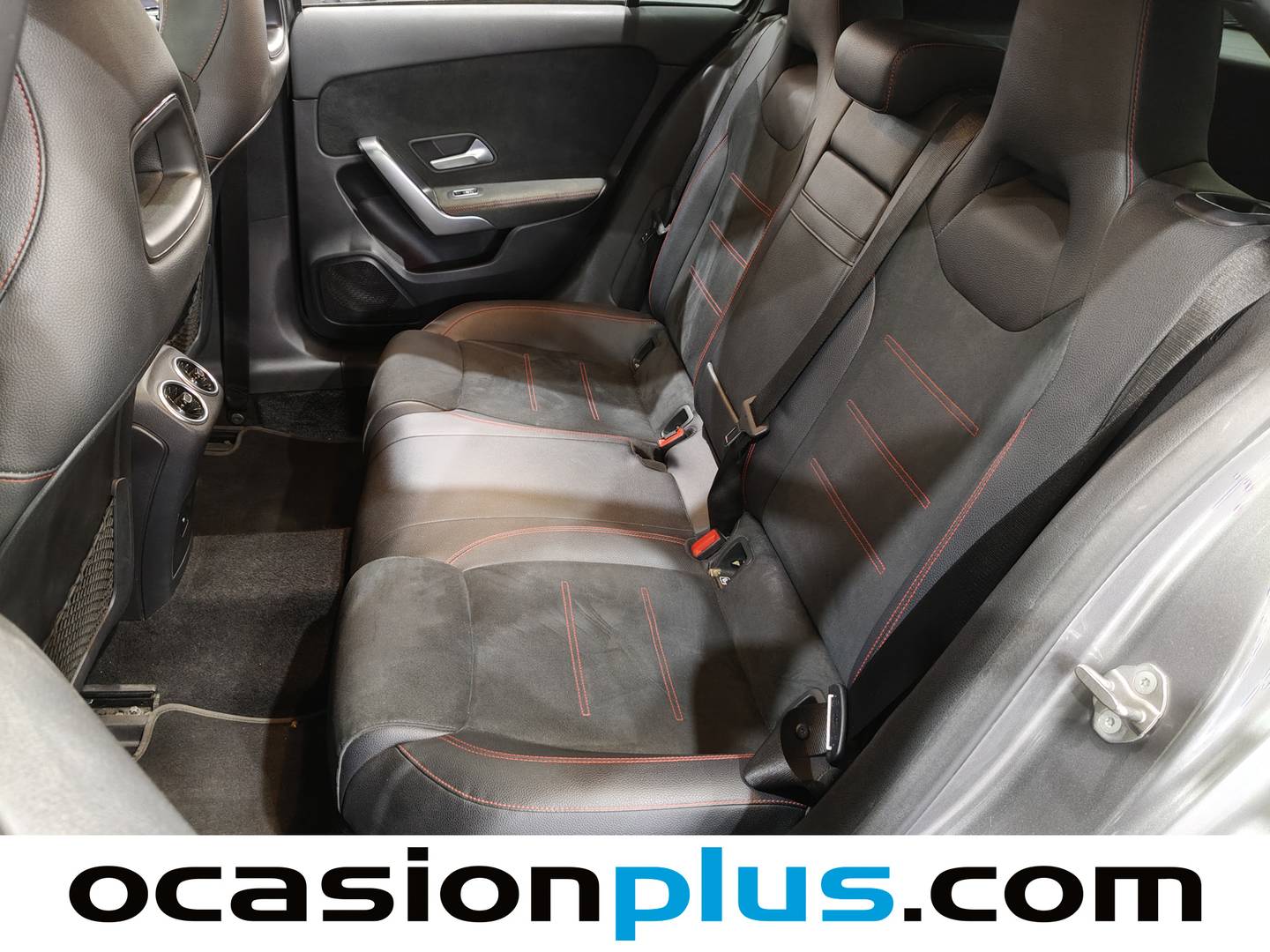Foto asientos traseros Mercedes Clase A Mercedes Clase A 200 d  (150 CV) Pack AMG