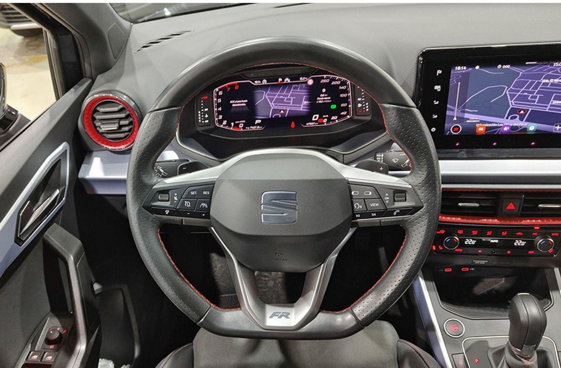 SEAT Arona 1.5 TSI FR Plus DSG - foto 28
