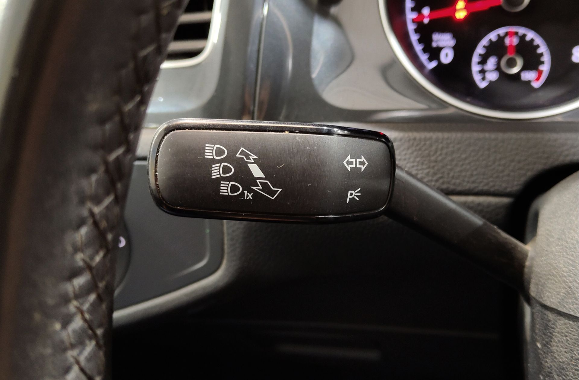Volkswagen Golf Advance 1.5 TSI Evo DSG - foto 26