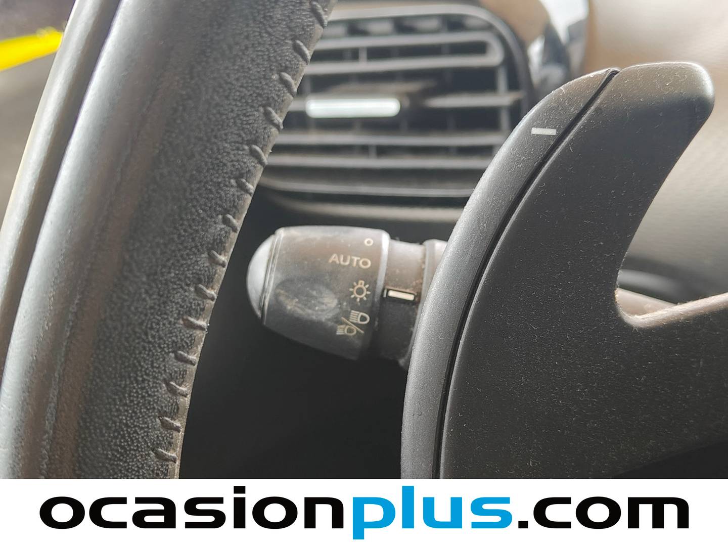 Extras del Citroën C4 Cactus Citroën C4 Cactus e-HDI 92 Shine ETG6 (92 CV)