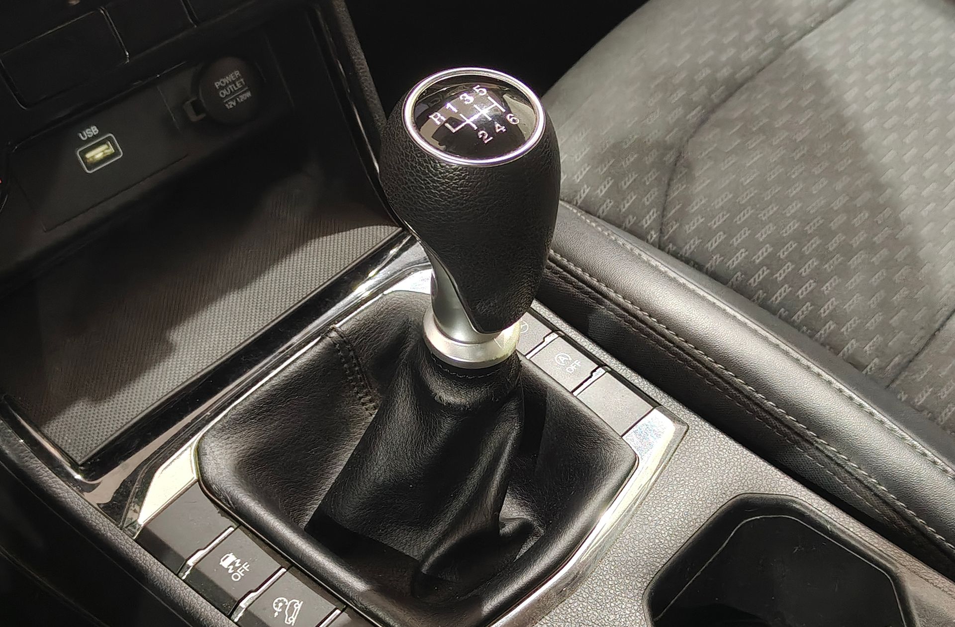 SsangYong Korando 1.5 G15T Premium - foto 5