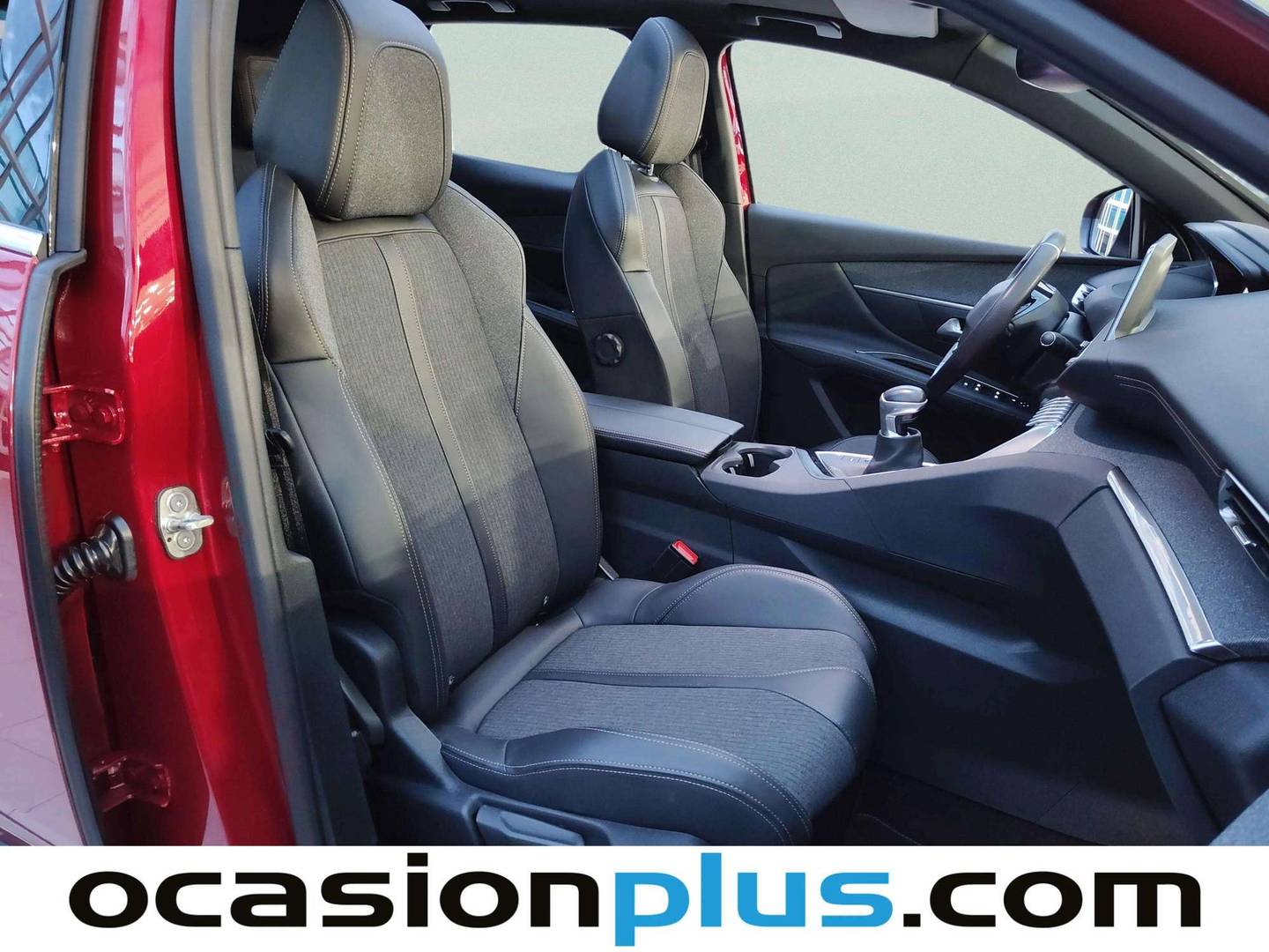 Foto Peugeot 3008 Peugeot 3008 PureTech 130 S&S GT Line (130 CV)