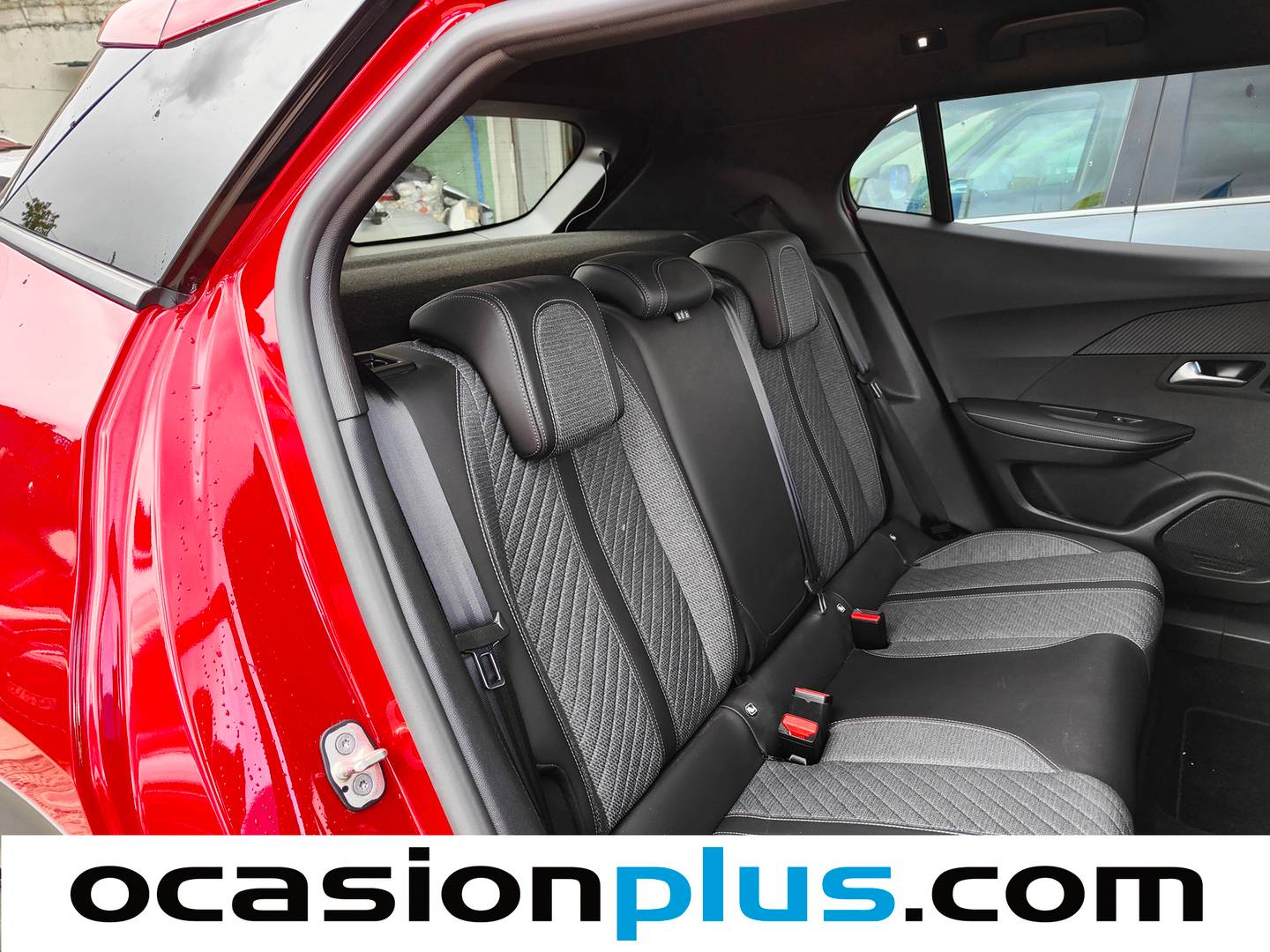 Peugeot 2008 Peugeot 2008 PureTech 130 S&S Allure EAT8 (130 CV) km 0