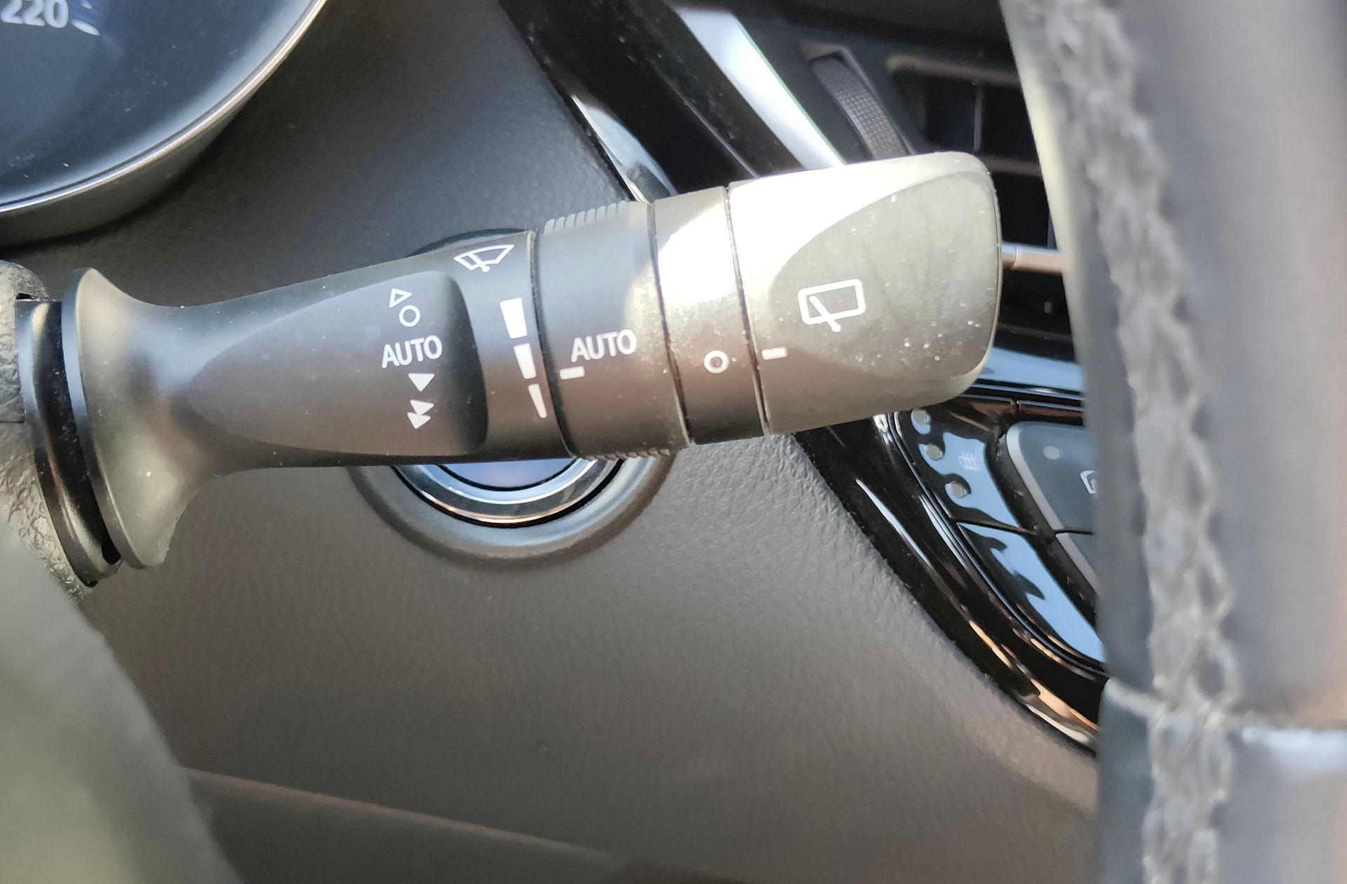 Toyota C-HR 180H Advance Luxury - foto 27