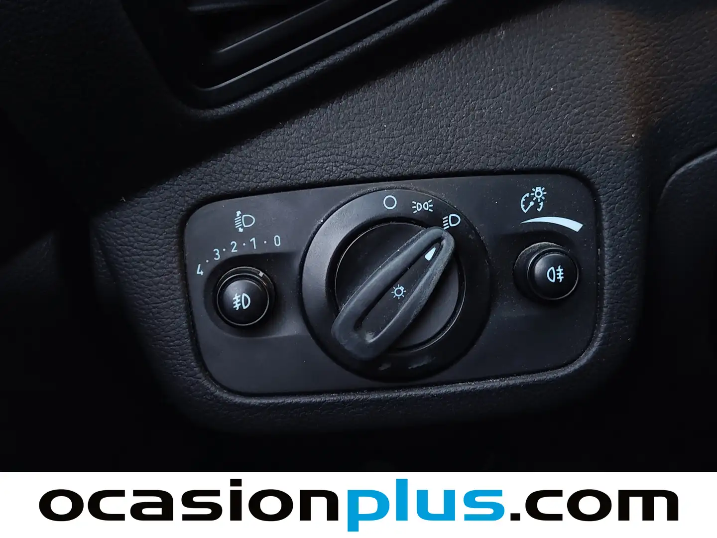 Foto Ford Grand C-Max Ford Focus C-Max 1.5 TDCi Titanium (120 CV) 7 Plazas