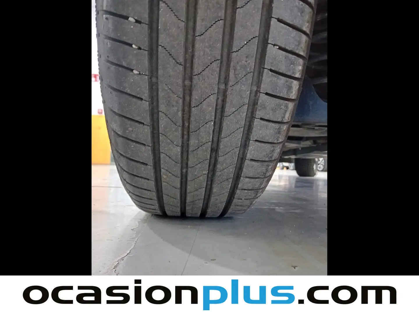 Foto Peugeot 2008 Peugeot 2008 PureTech 130 S&S Allure Pack EAT8 (130 CV)