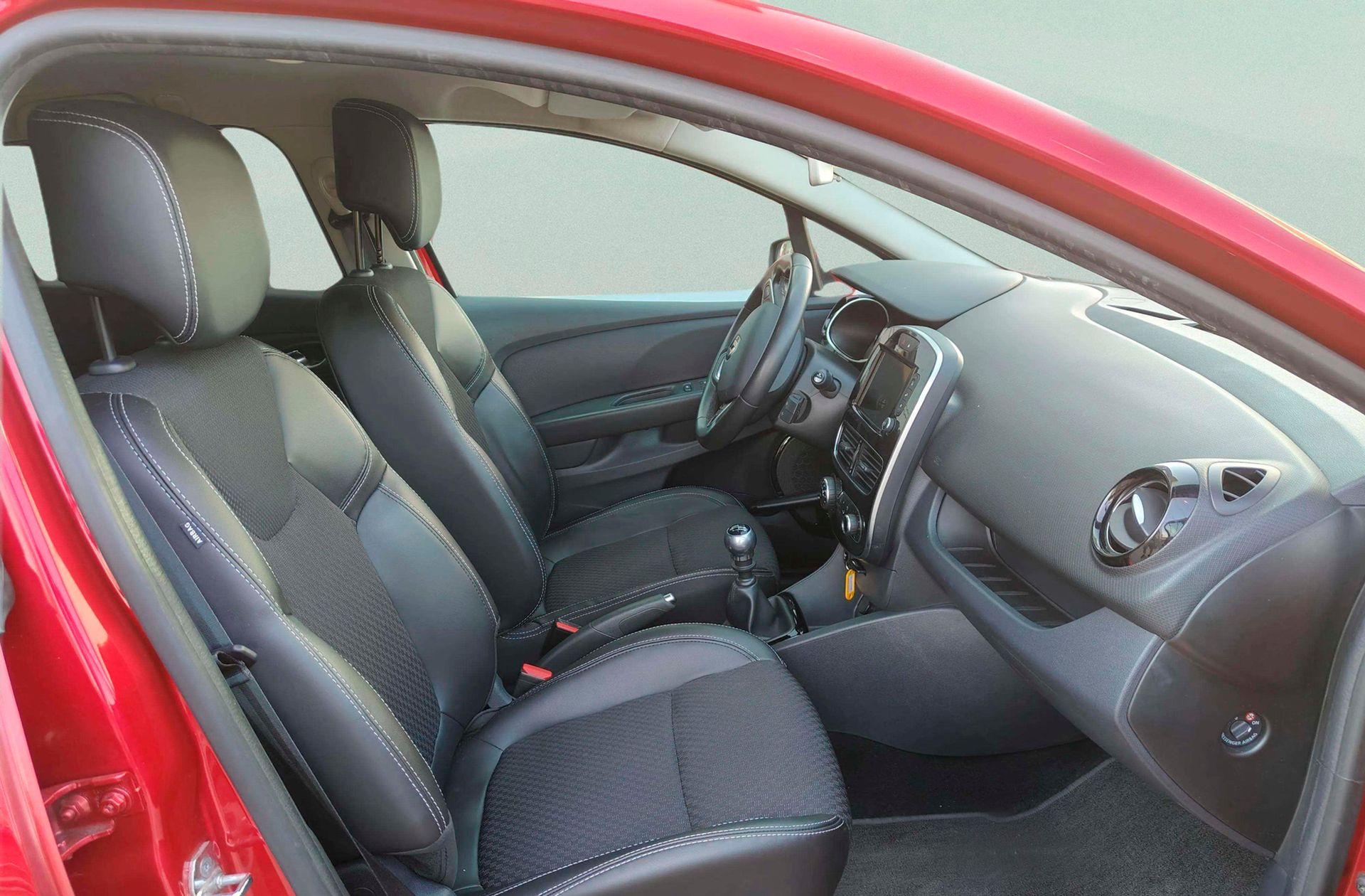 Renault Clio Zen Energy TCe - foto 17