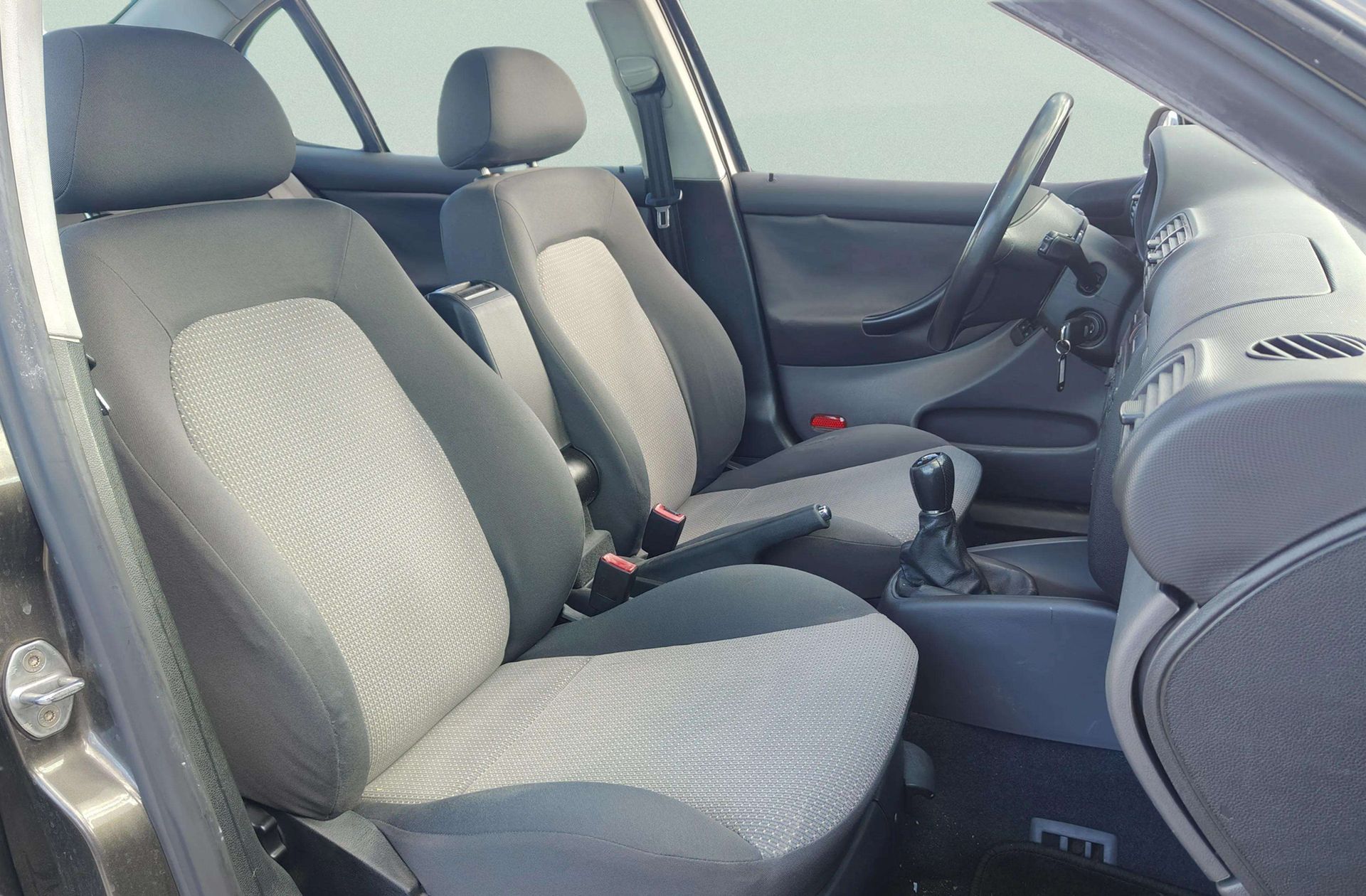 SEAT Toledo 1.9 TDI Signa - foto 14