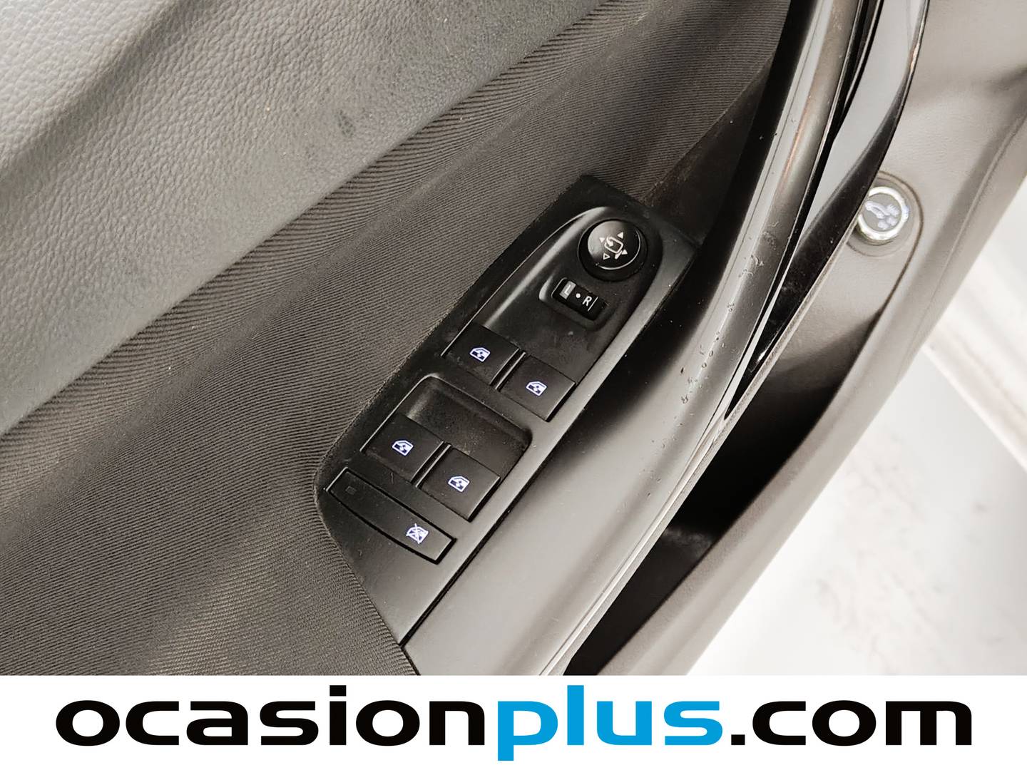 Foto Opel Astra Opel Astra Sports Tourer 1.6 CDTI S&S Dynamic (136 CV)