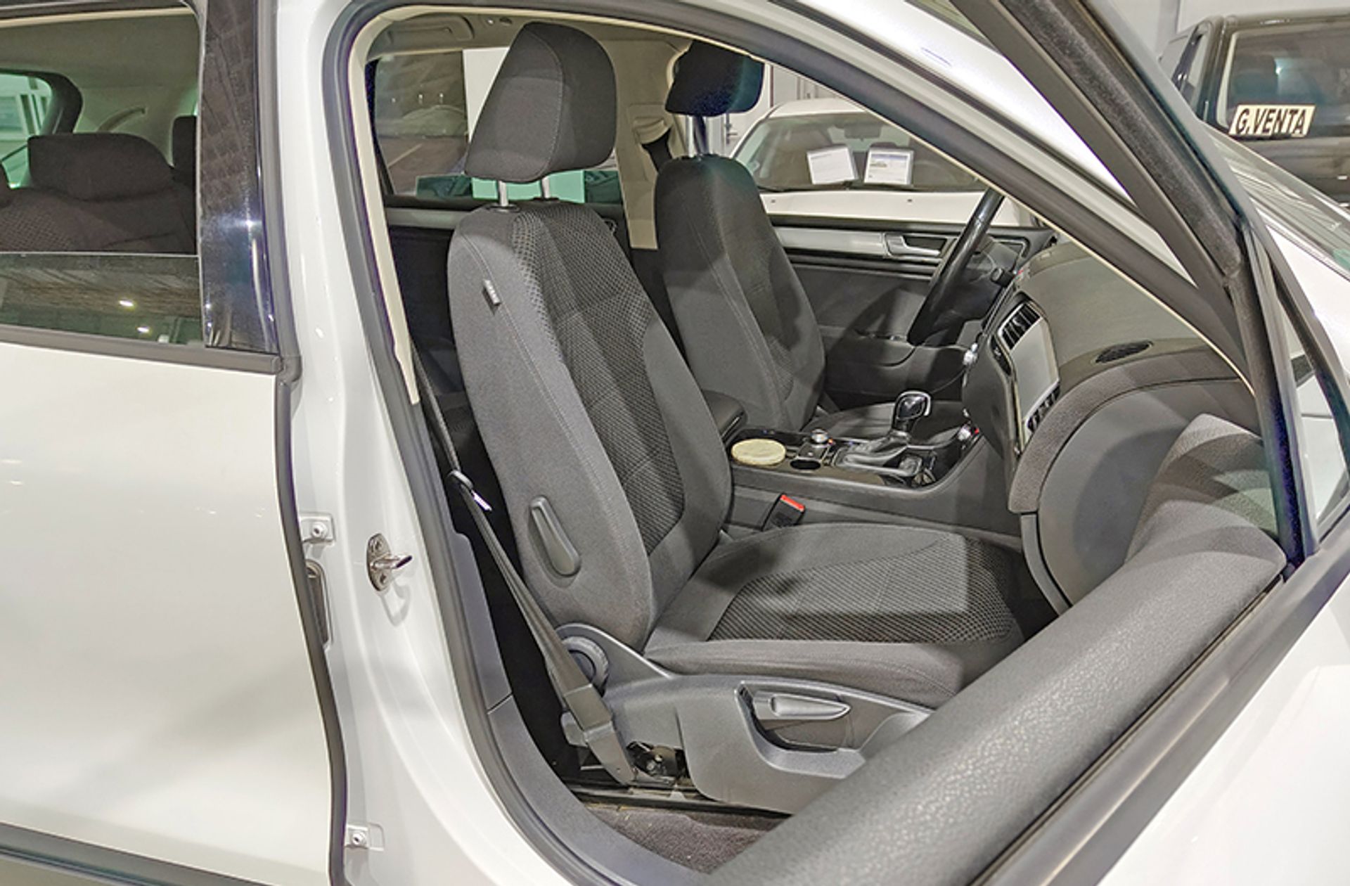 Volkswagen Touareg Pure 3.0 TDI BMT tiptronic - foto 17