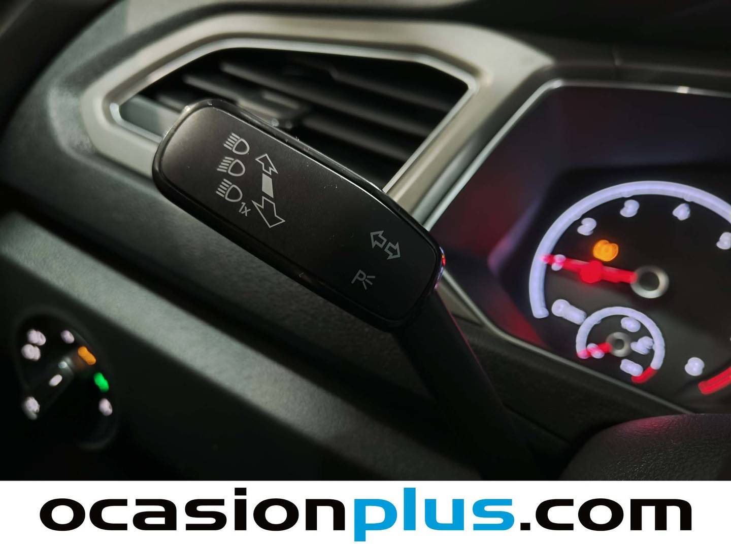 Volkswagen T-Roc Volkswagen T-Roc Advance R-Line 1.0 TSI (110 CV) R-Line 1.0 TSI 81 kW (110 CV) de segunda mano