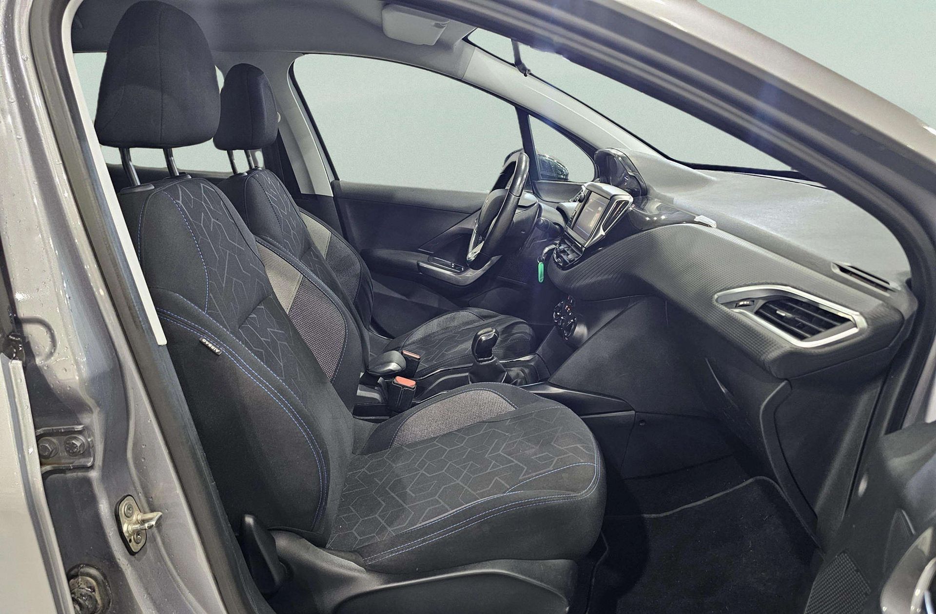 Peugeot 2008 PureTech 82 Style - foto 17