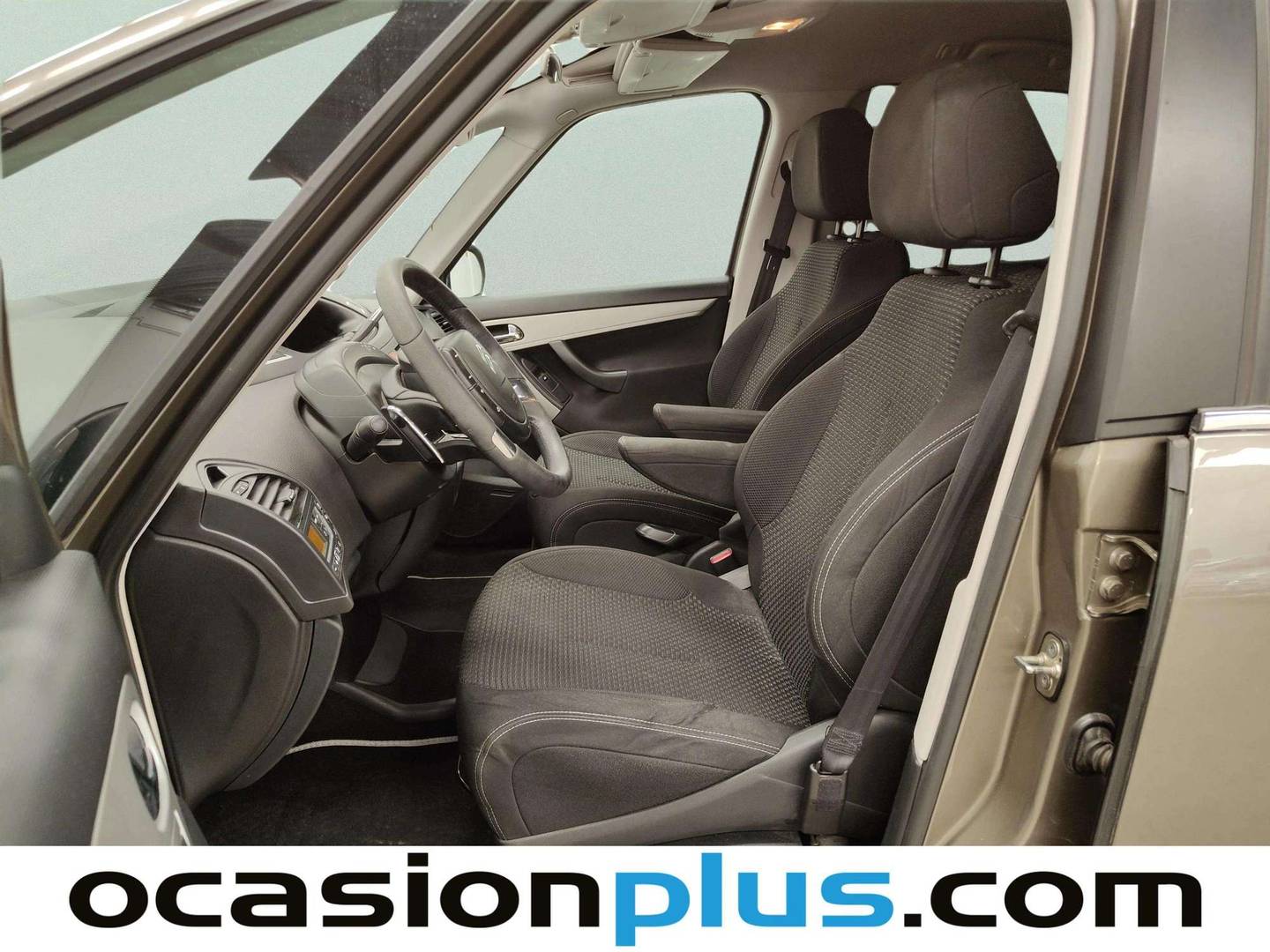 Foto asientos delanteros Citroën C4 Picasso Citroën C4 Picasso Picasso 1.6 e-HDI Millenium CMP S&S (112 CV)