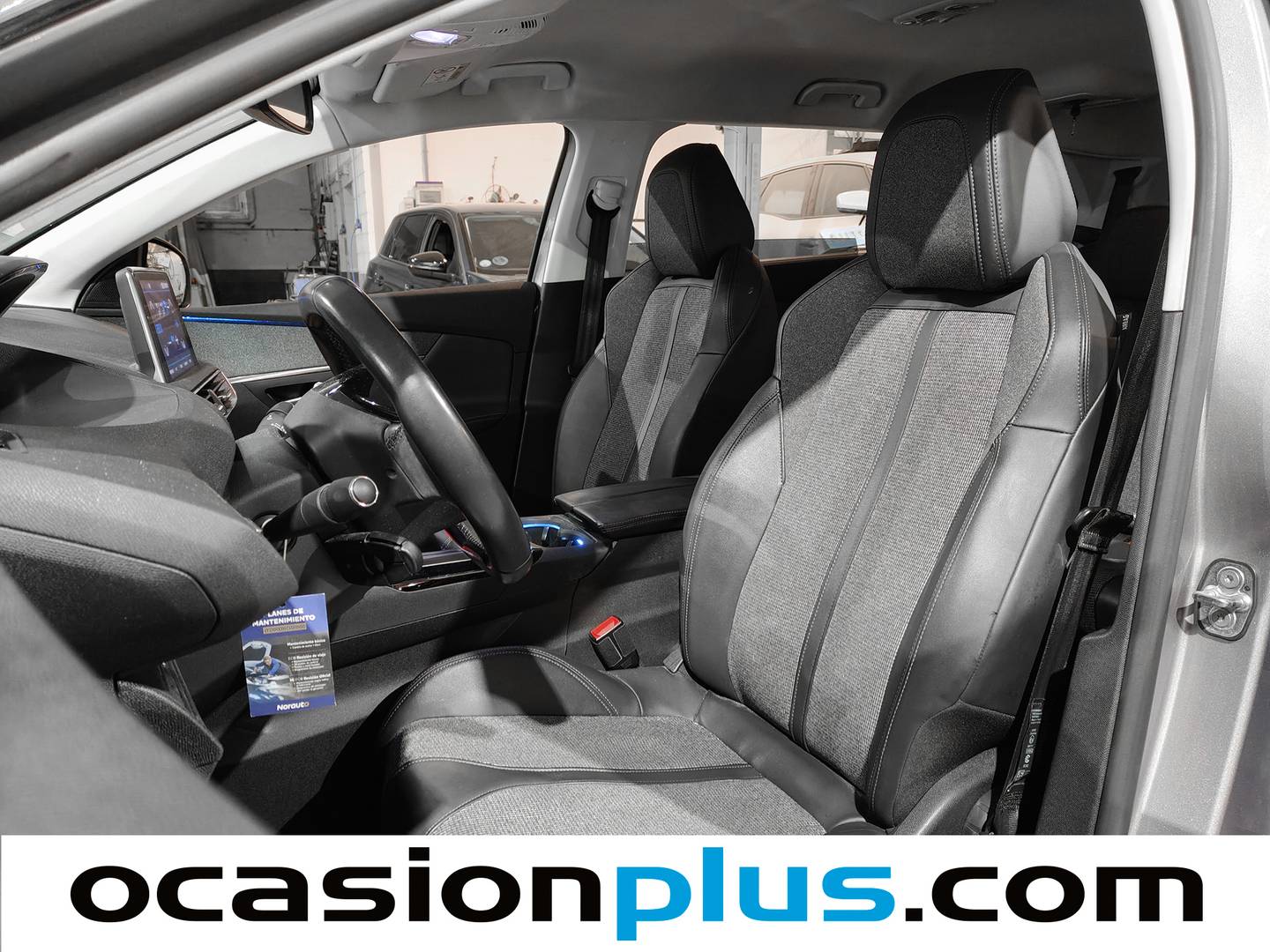 Foto Peugeot 5008 Peugeot 5008 BlueHDi 130 S&S Allure (130 CV)