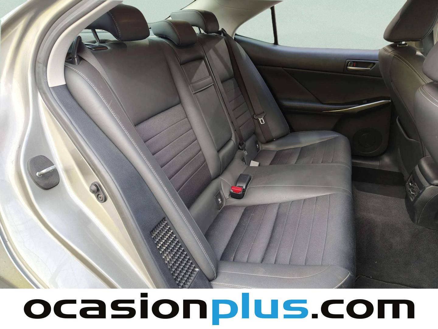 Foto Lexus IS Lexus IS 300h Executive (223 CV)