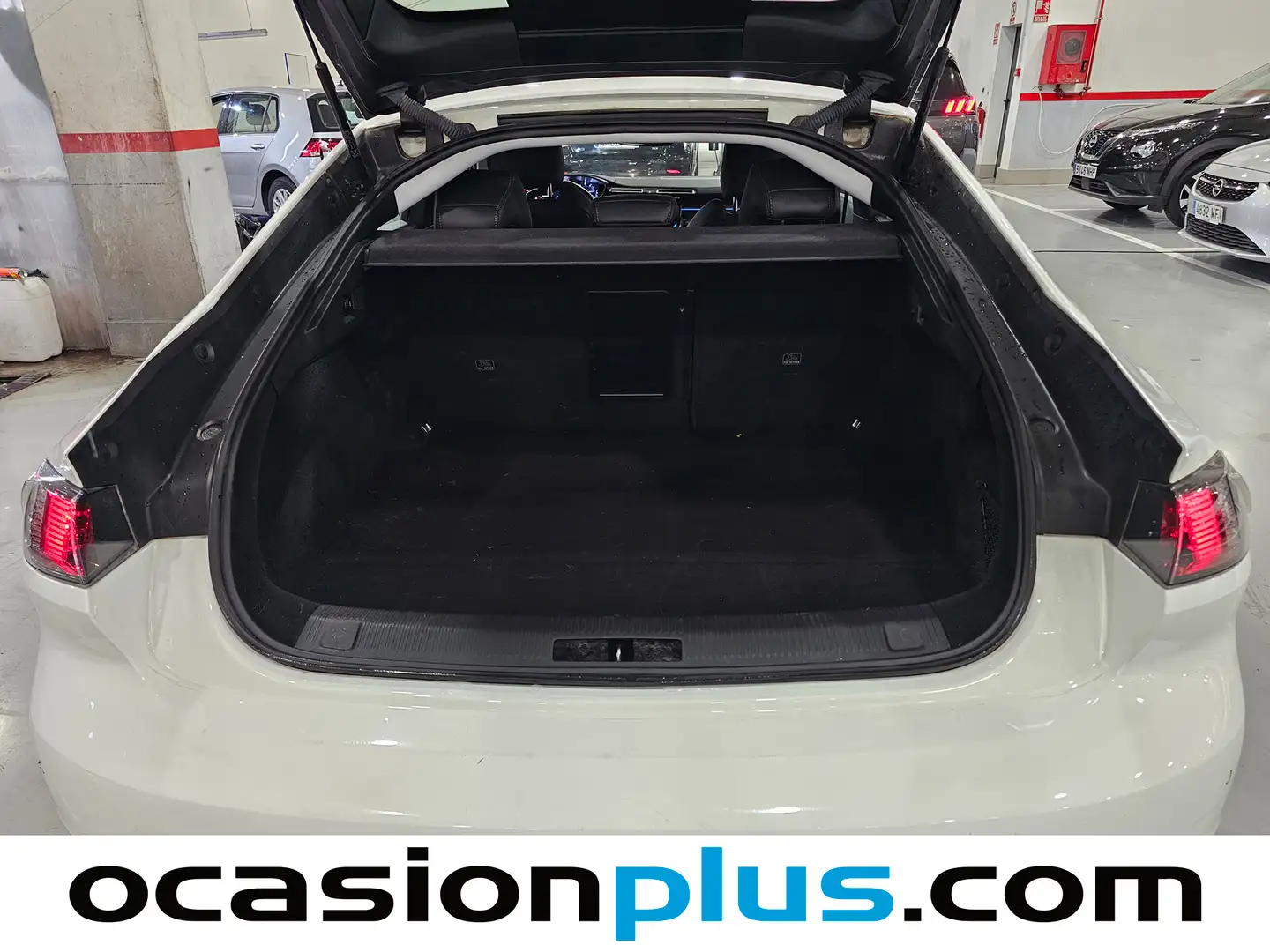 Foto Peugeot 508 Peugeot 508 BlueHDi 160 S&S Allure EAT8 (160 CV)