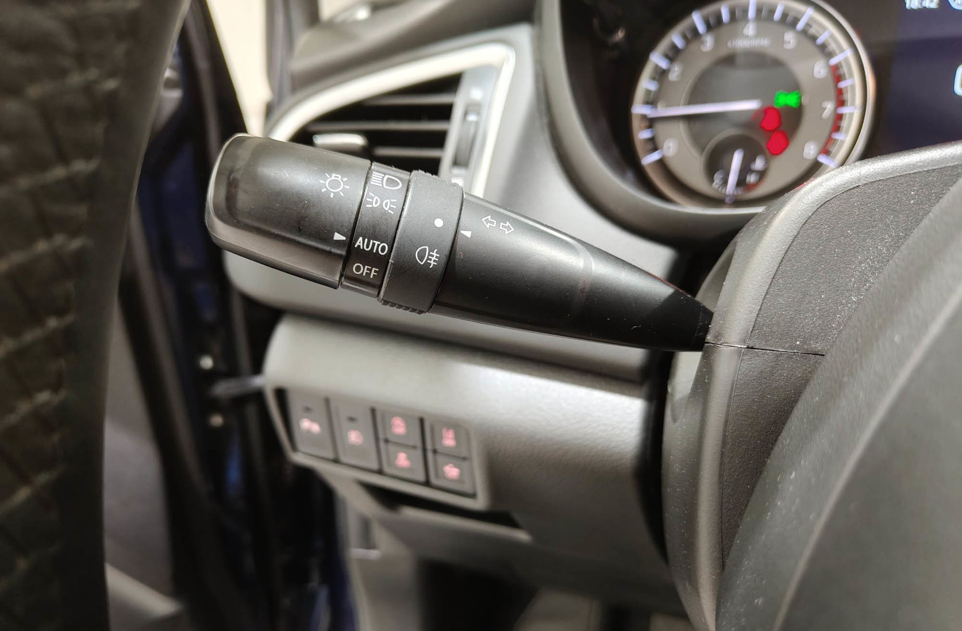 Suzuki S-Cross 1.4T Mild Hybrid S3 4WD 4x4 - foto 32