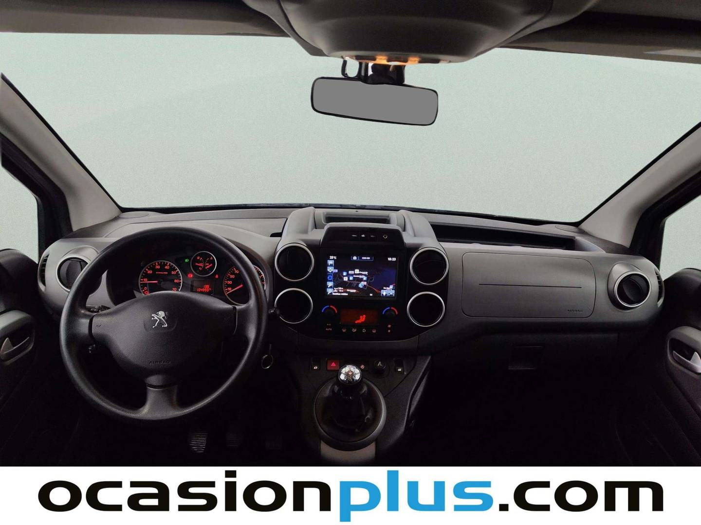 Peugeot Partner Peugeot Partner Tepee Combi 1.2 PureTech Outdoor (110 CV) de ocasión