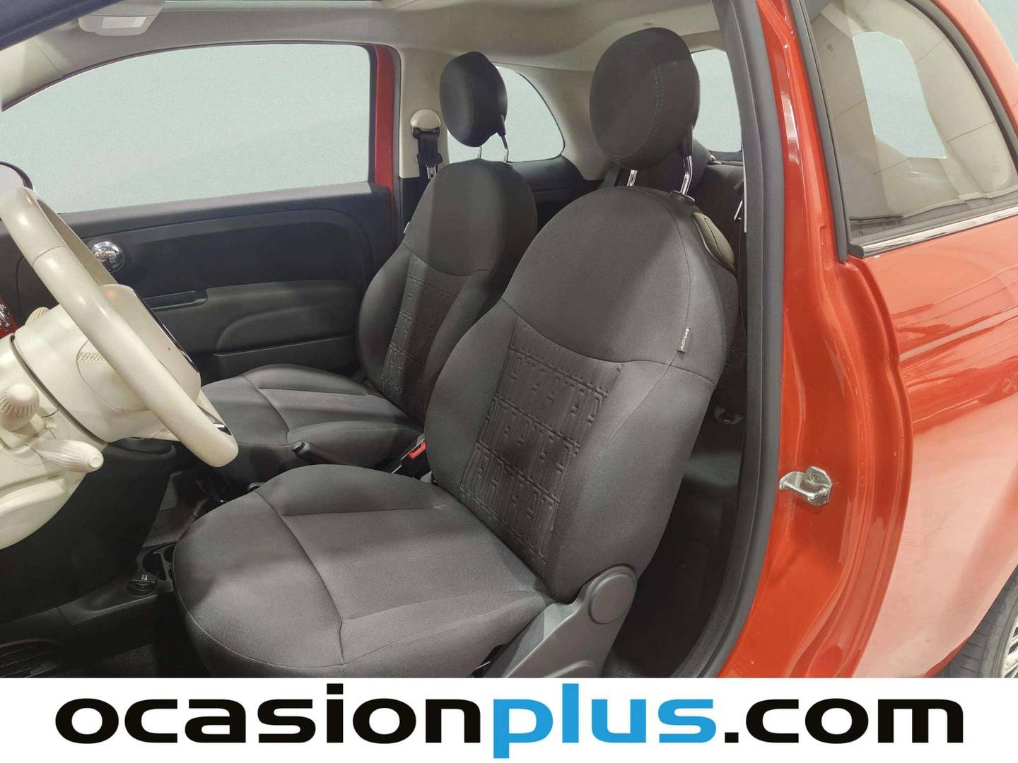 Foto asientos delanteros Fiat 500 Fiat 500 1.0 Hybrid Dolcevita (70 CV)