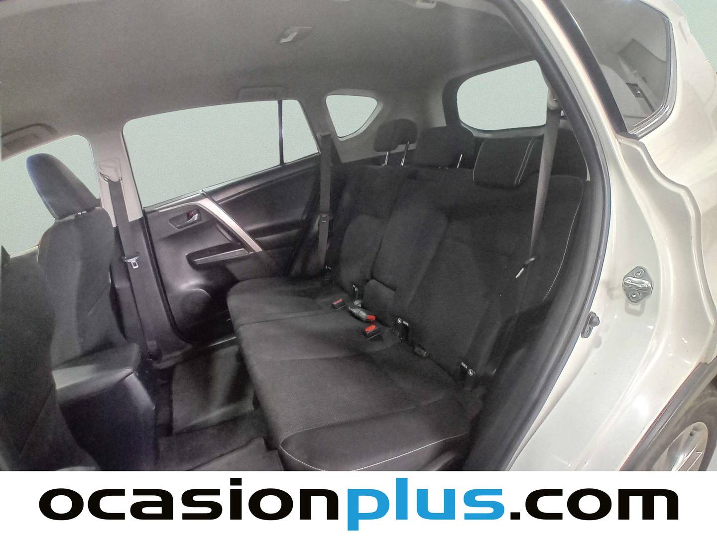 Foto asientos traseros Toyota Rav4 Toyota Rav4 150D 2WD Advanc150D 2WD Advance Pack Drive (143 CV)e Pack Drive (143 CV)