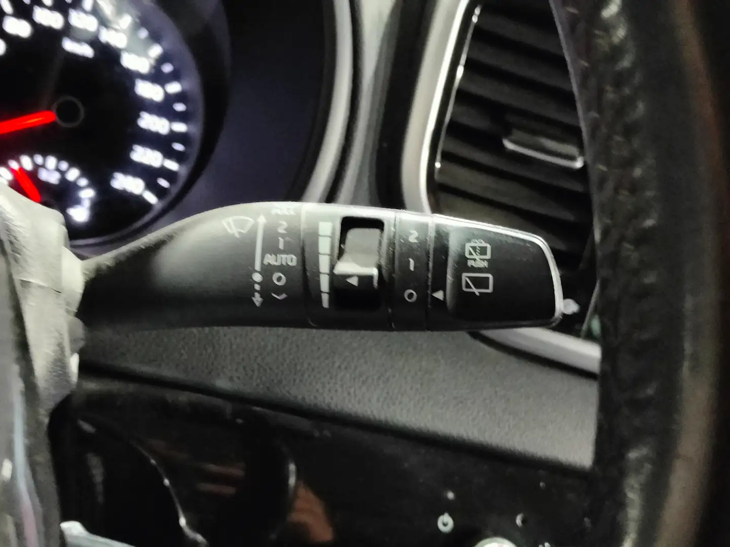 Foto KIA Sportage Kia Sportage 1.6 MHEV Black Edition (136 CV)