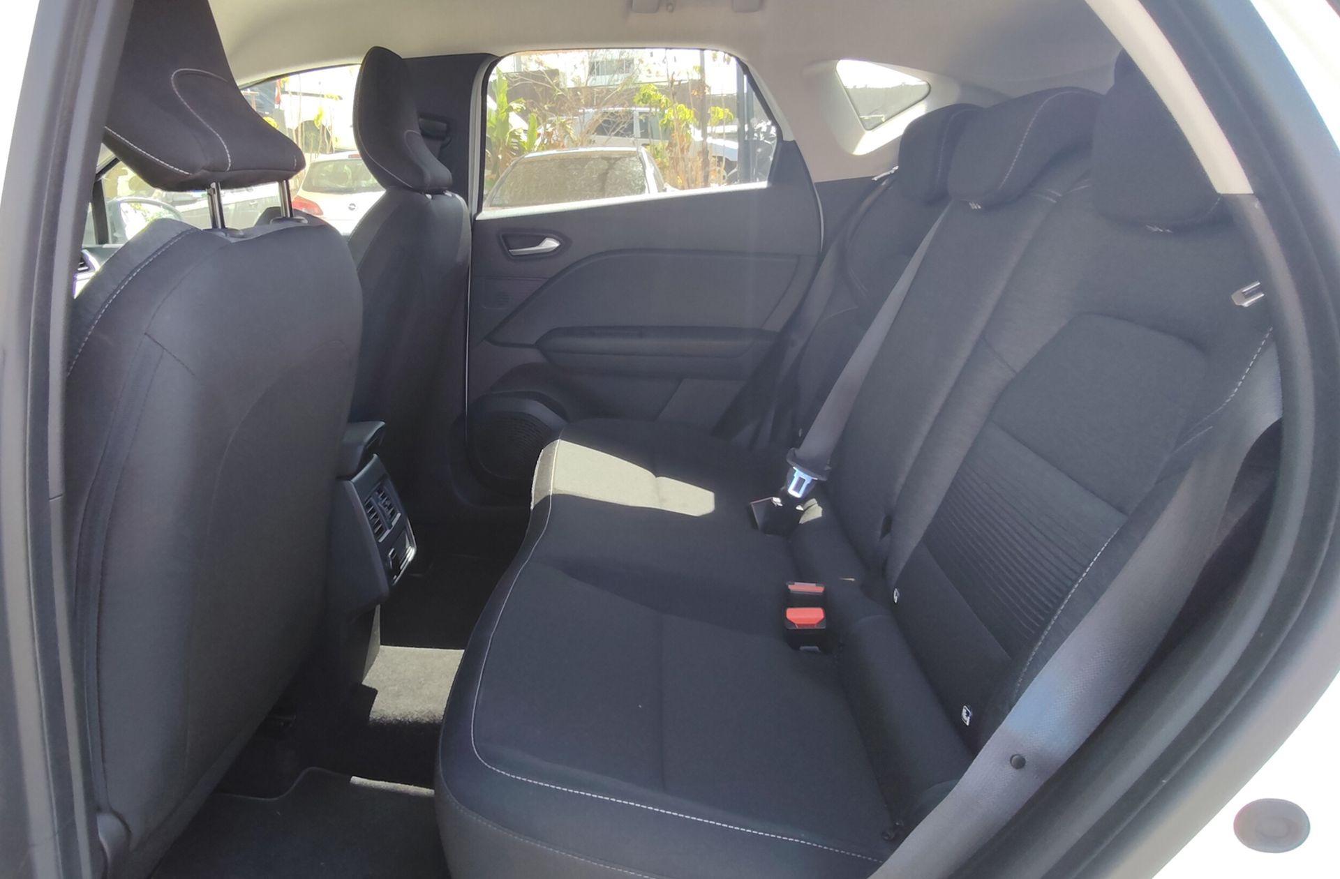 Renault Captur Zen TCe GPF - foto 10