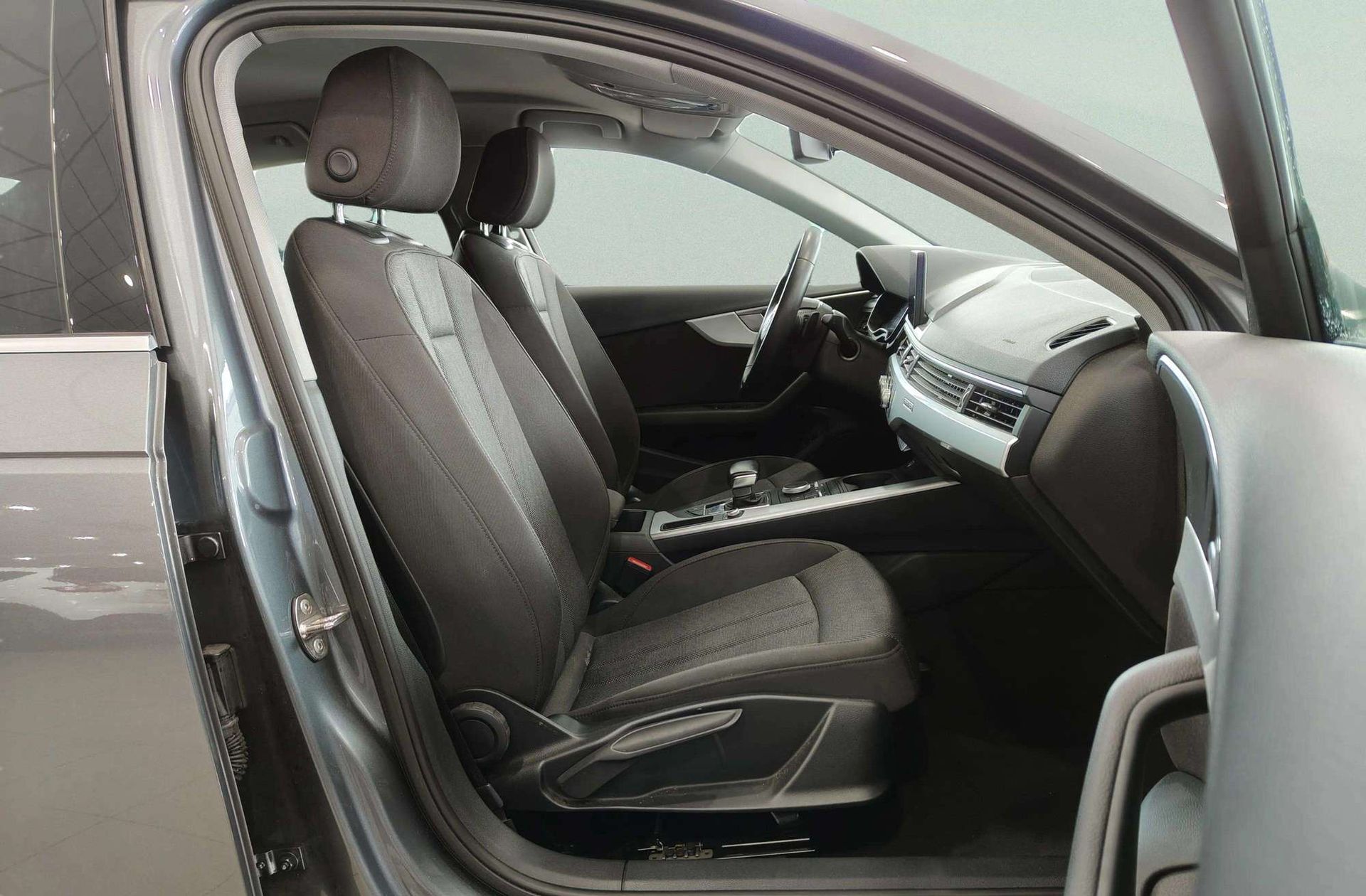 Audi A4 Advanced edition 2.0 TDI quattro S tronic - foto 17