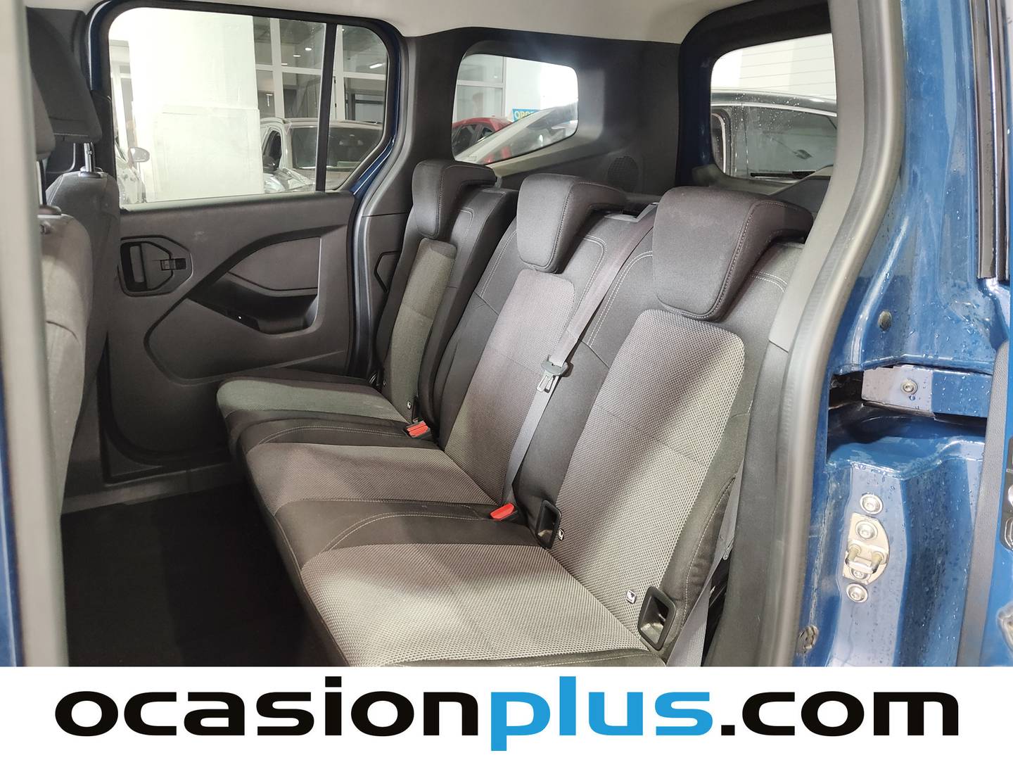 Foto asientos traseros Mercedes Citan Mercedes Citan Combi 113 CDI Tourer Base Largo (131 CV)