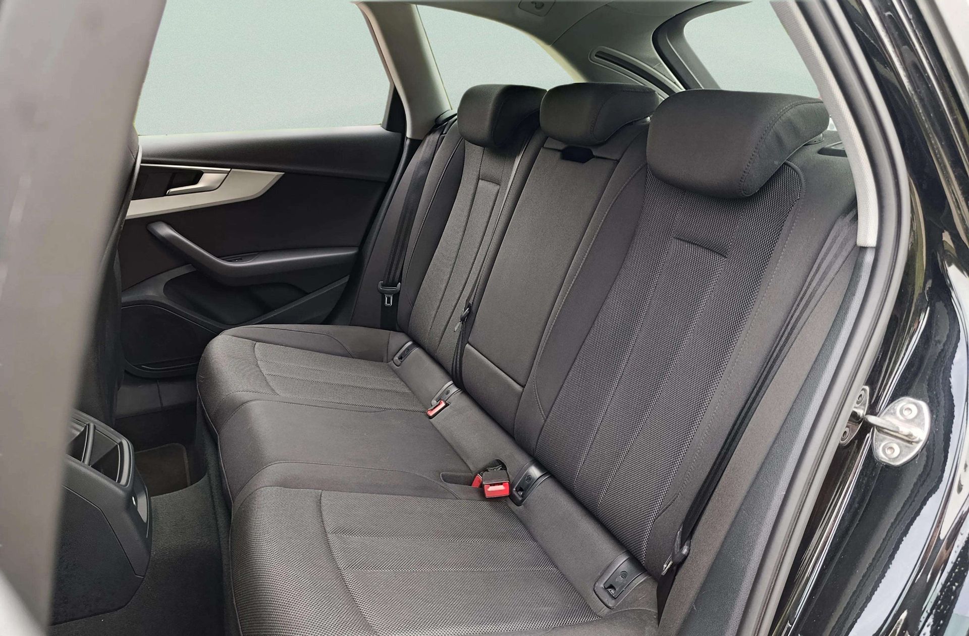 Audi A4 Avant Advanced 35 TFSI S tronic - foto 10