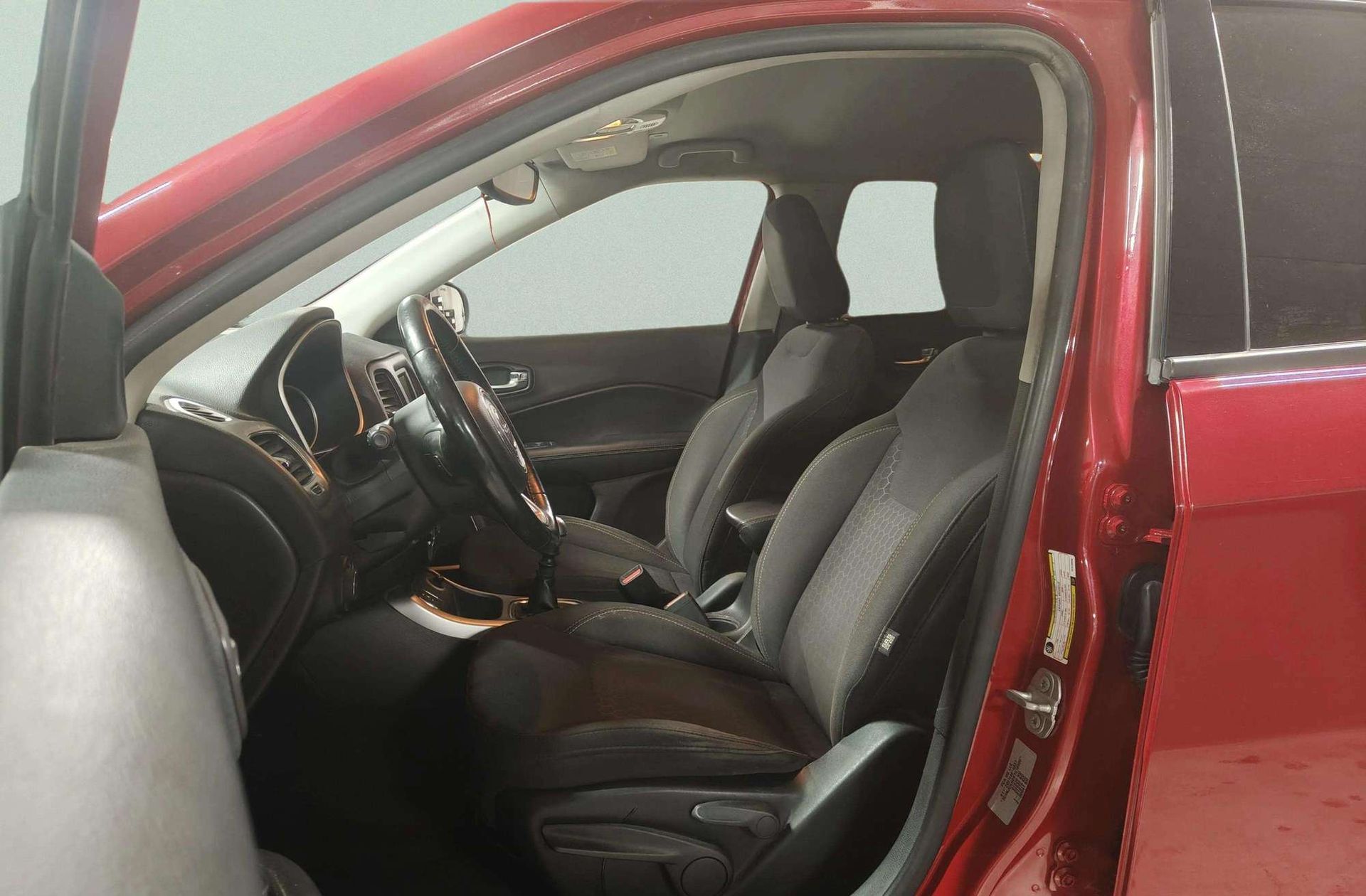 Jeep Compass 1.4 MultiAir Sport 4x2 - foto 8