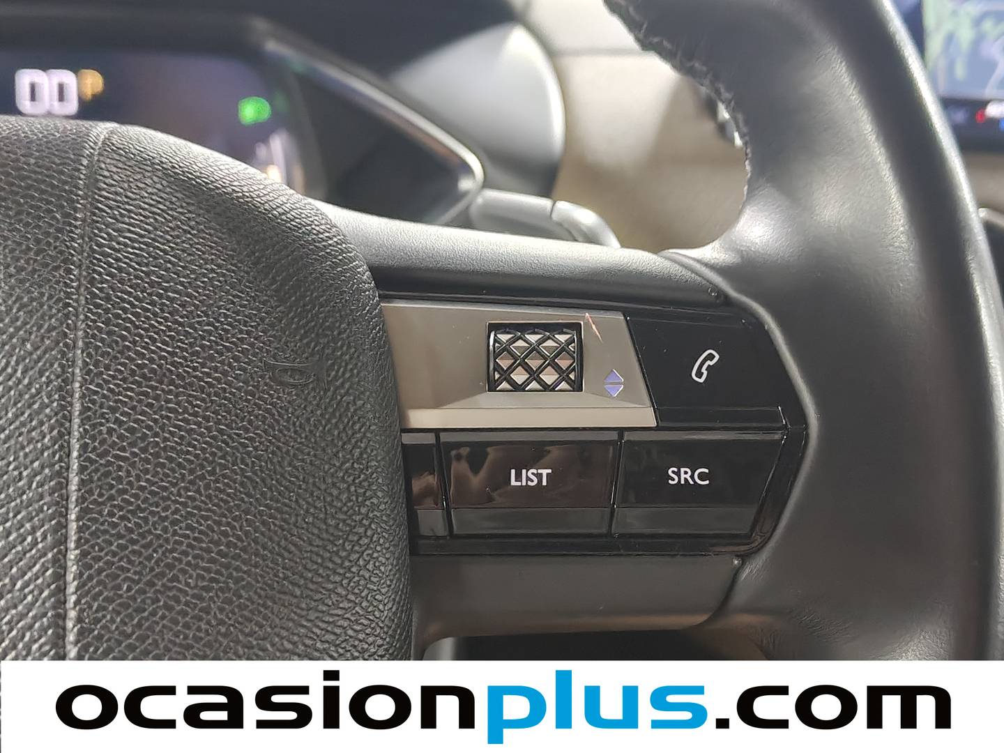 Foto DS DS 3 Crossback DS DS3 Crossback PureTech 130 Grand Chic EAT8 (130 CV)