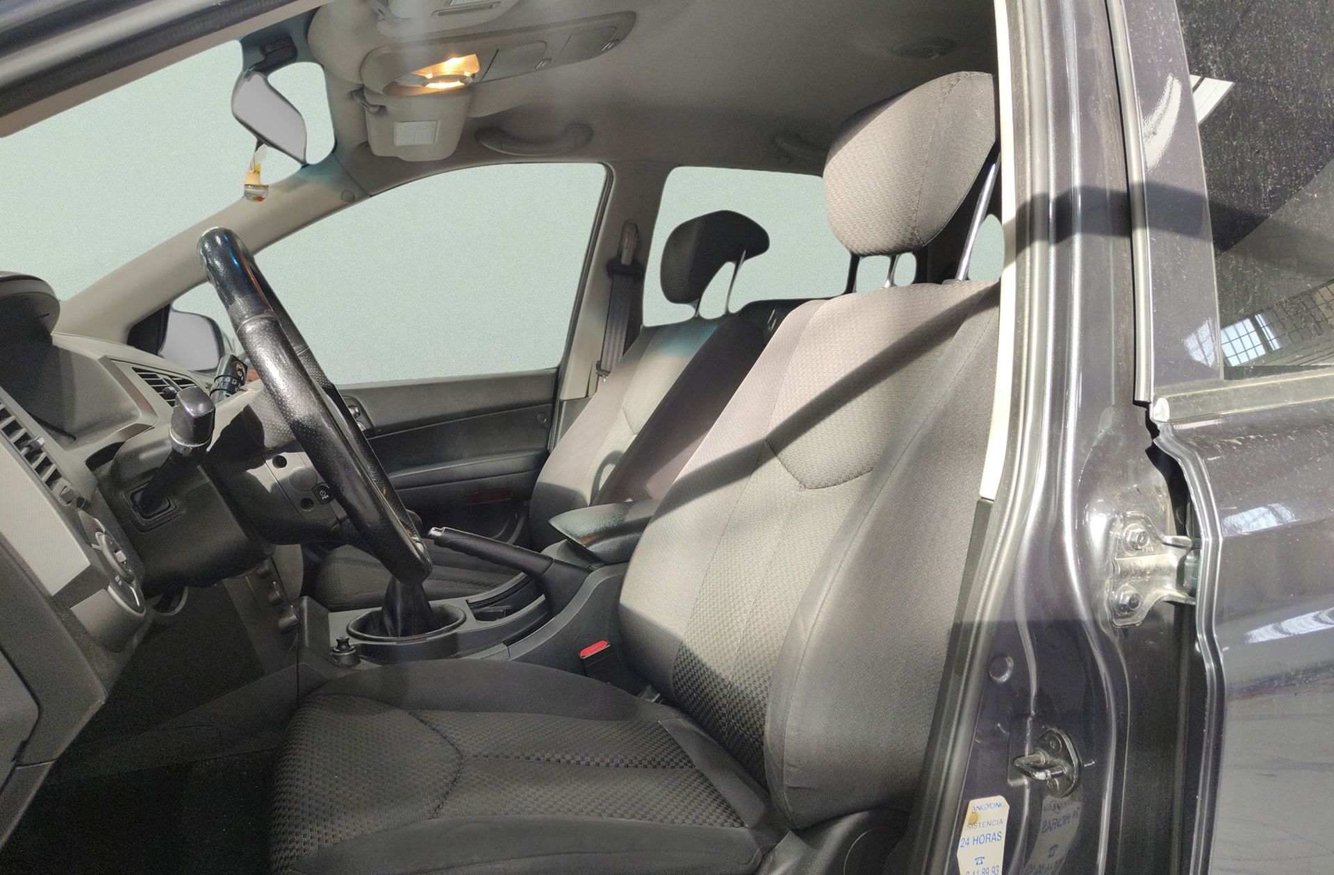 SsangYong Kyron 200 XDI Premium - foto 7