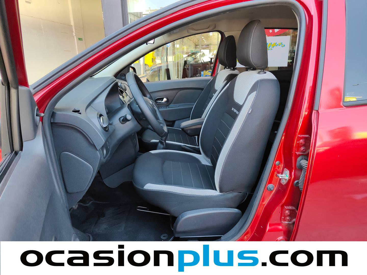 Foto asientos delanteros Dacia Sandero Dacia Sandero Stepway TCe (90 CV) GLP