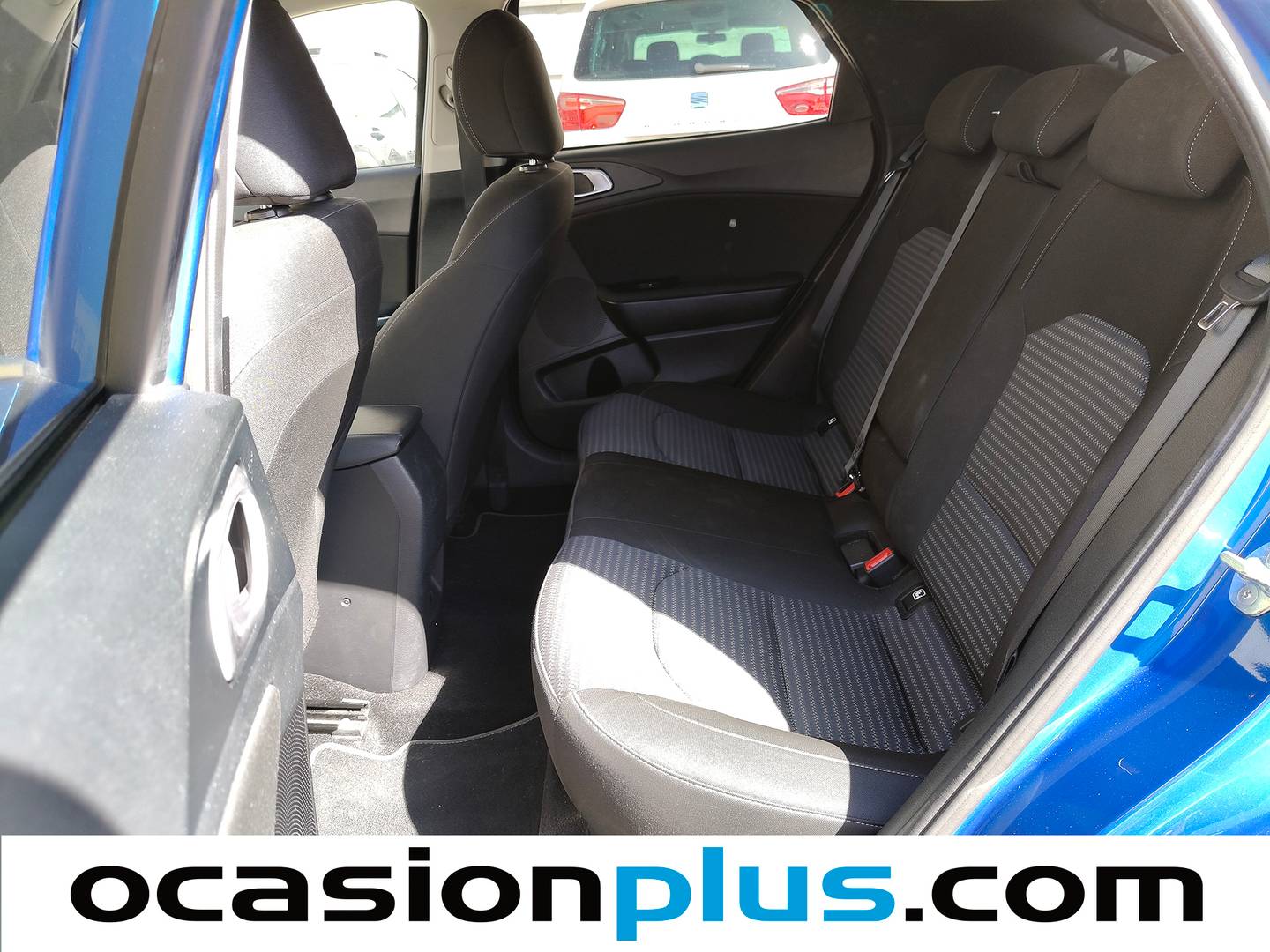 Foto asientos traseros KIA XCeed KIA XCeed Kia XCeed 1.0 T-GDi Drive 88 kW (120 CV)