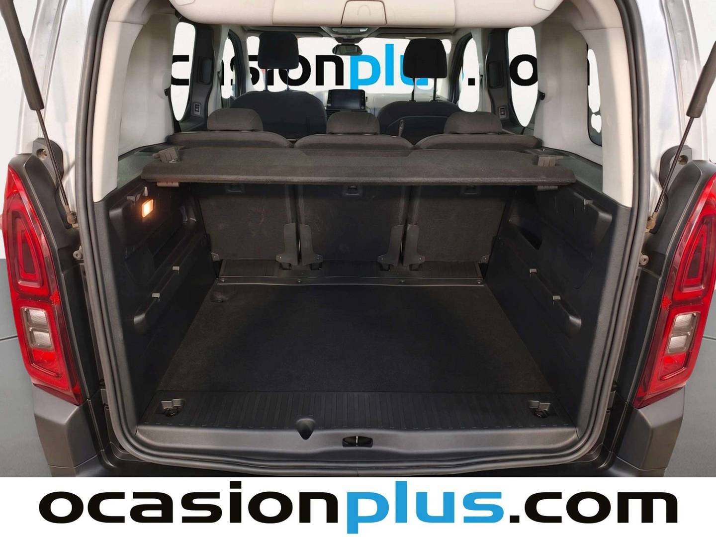 Fotos maletero Citroën Berlingo Citroën Berlingo BlueHDi 130 S&S Talla M Shine (130 CV)