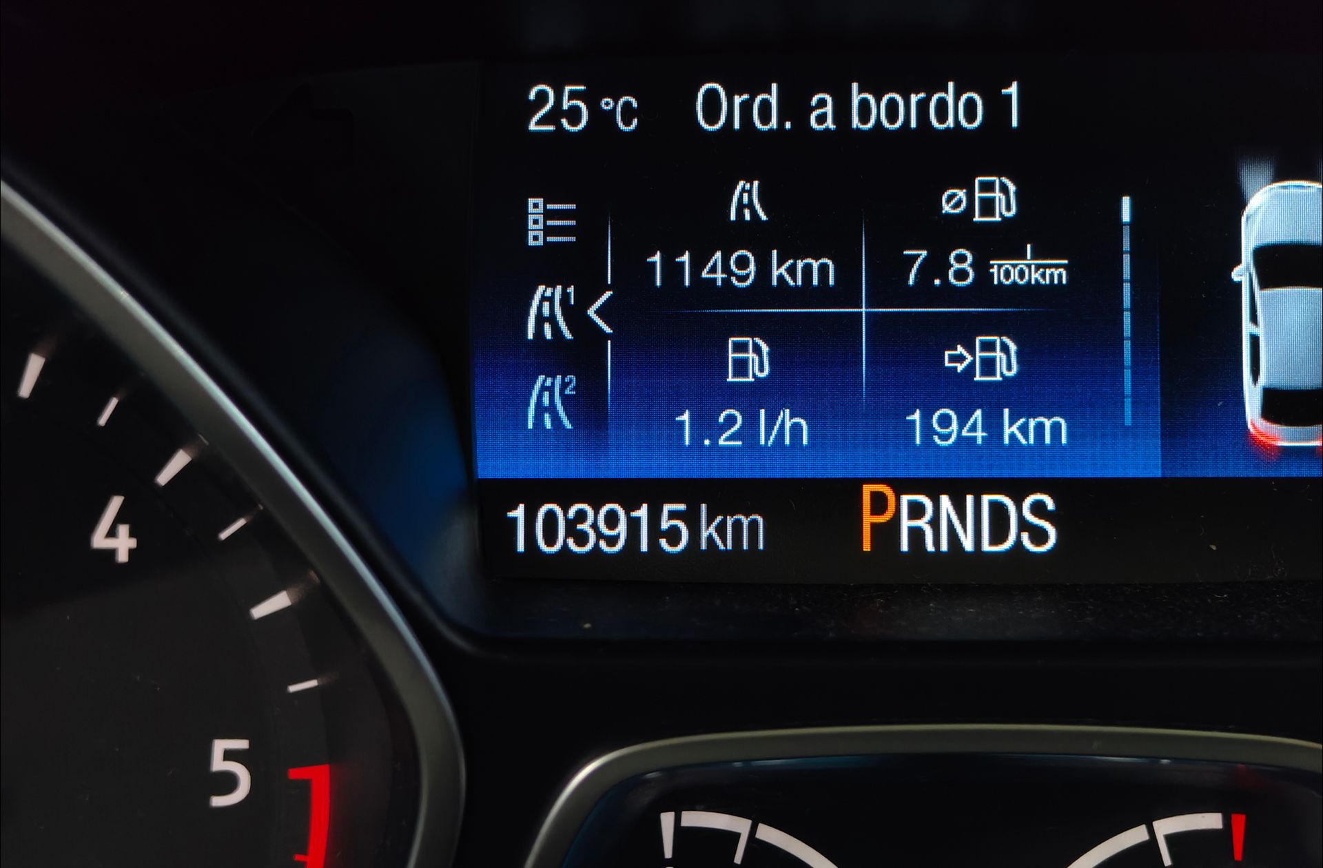 Ford Kuga 2.0 TDCi ST-Line Limited Edition 4x2 - foto 11