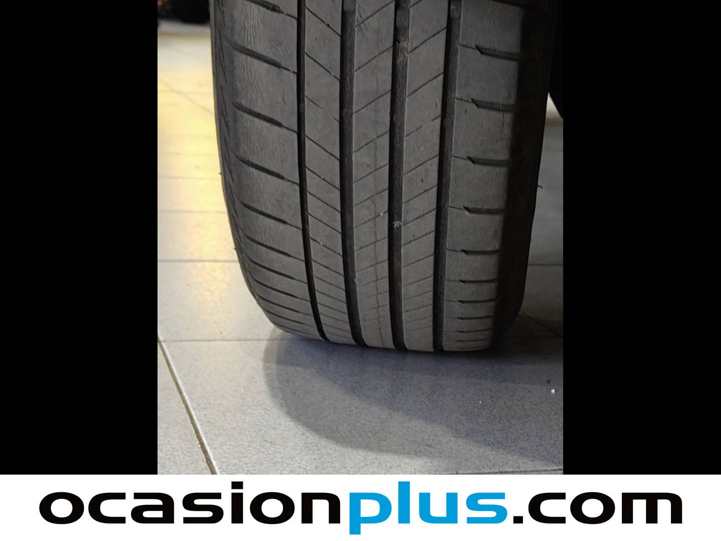 Foto Seat Arona SEAT Arona 1.0 TSI Style Go2 DSG (110 CV)