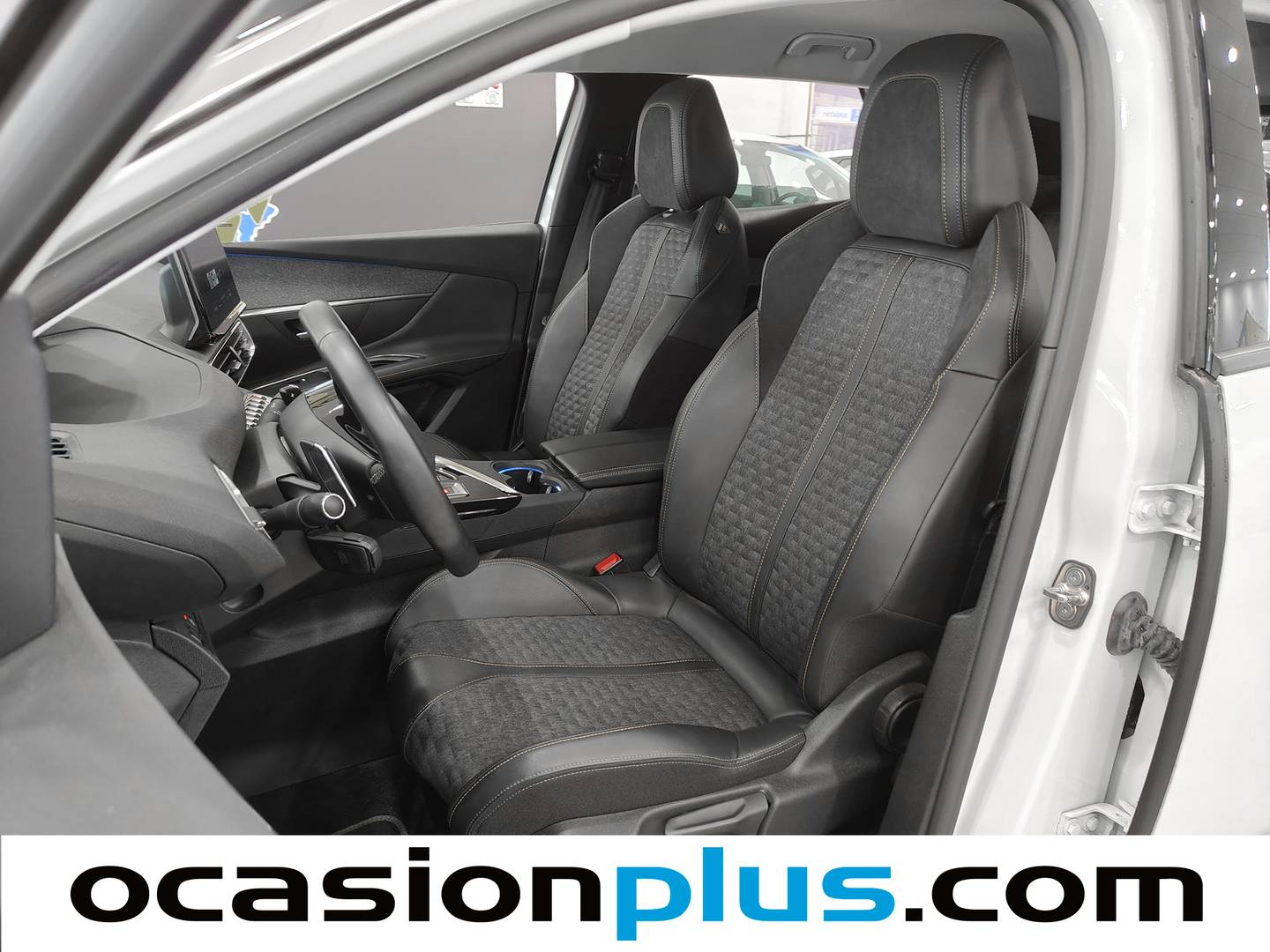 Foto asientos delanteros Peugeot 3008 Peugeot 3008 PureTech 130 S&S Roadtrip EAT8 (130 CV)