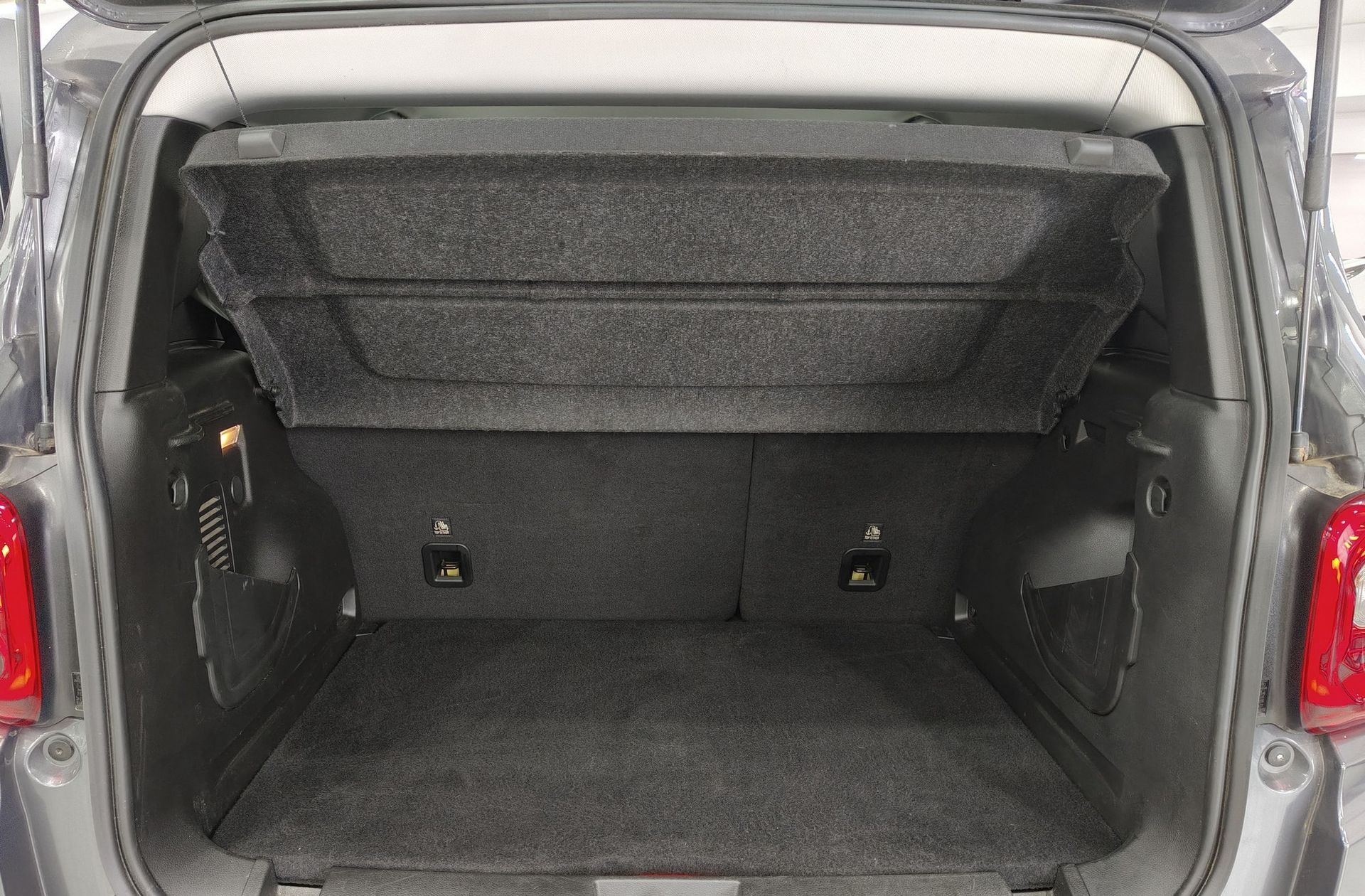 Jeep Renegade eHybrid 1.5 Limited ATX - foto 20