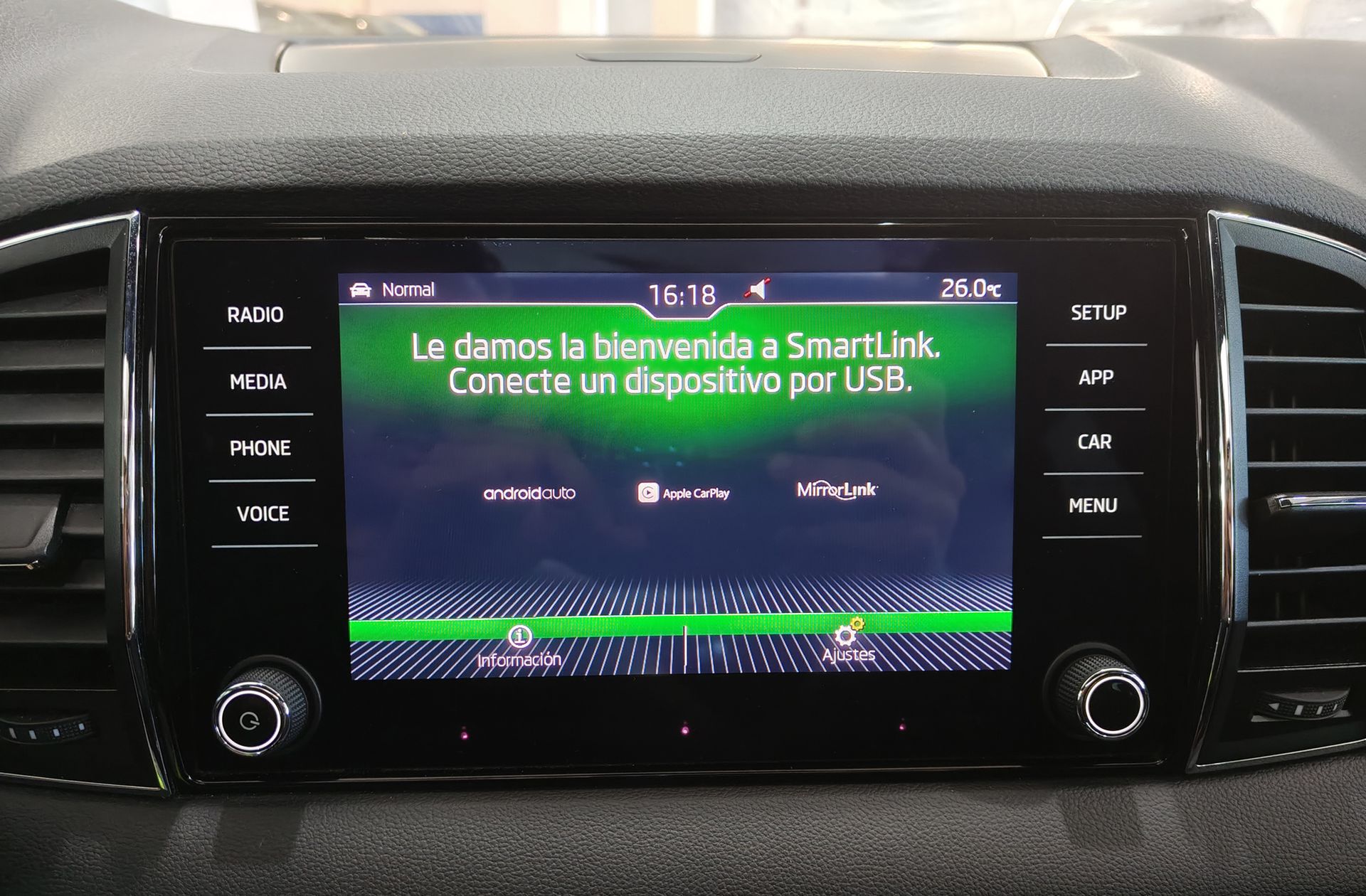 Škoda Karoq 1.5 TSI Sportline - foto 9