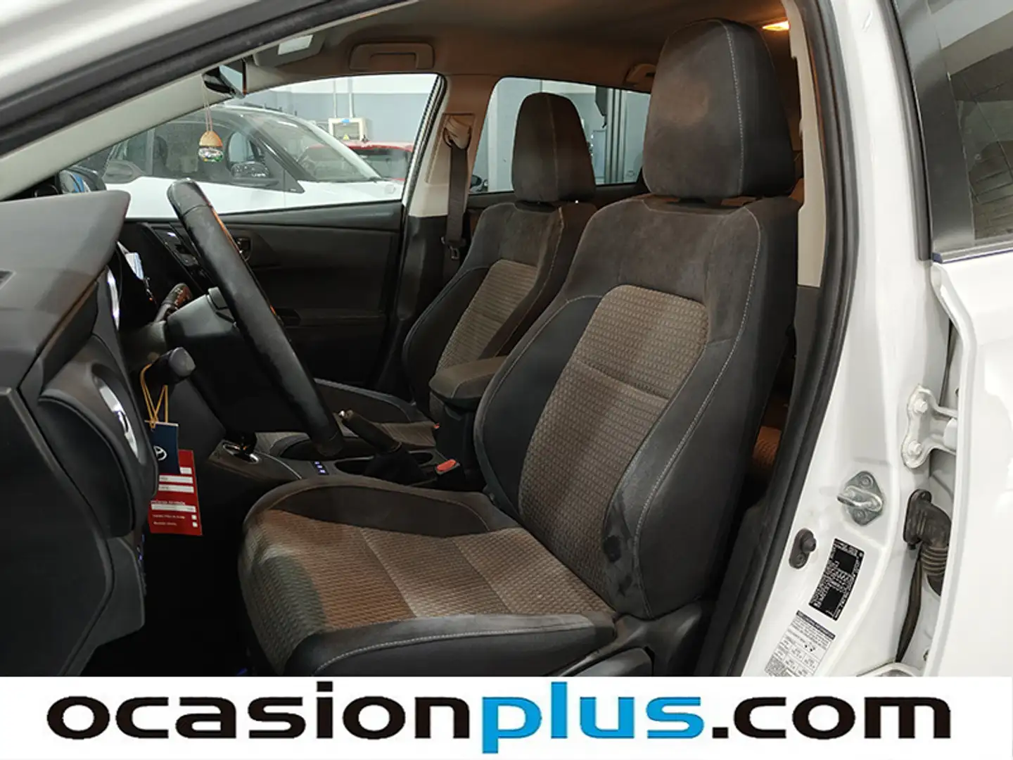 Foto Toyota Auris Toyota Auris 140H Hybrid Feel! Edition (136 CV)