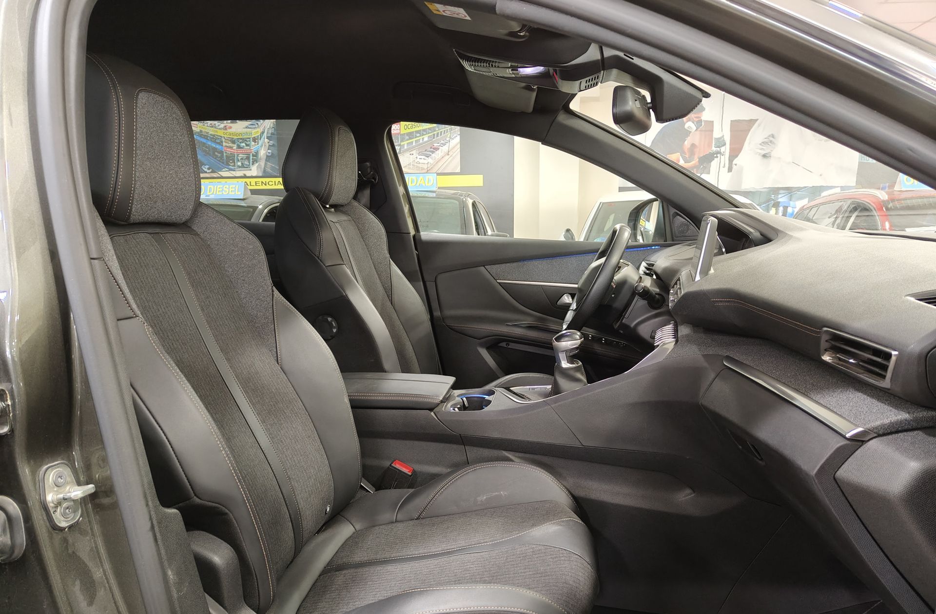 Peugeot 3008 PureTech 130 GT Line - foto 21