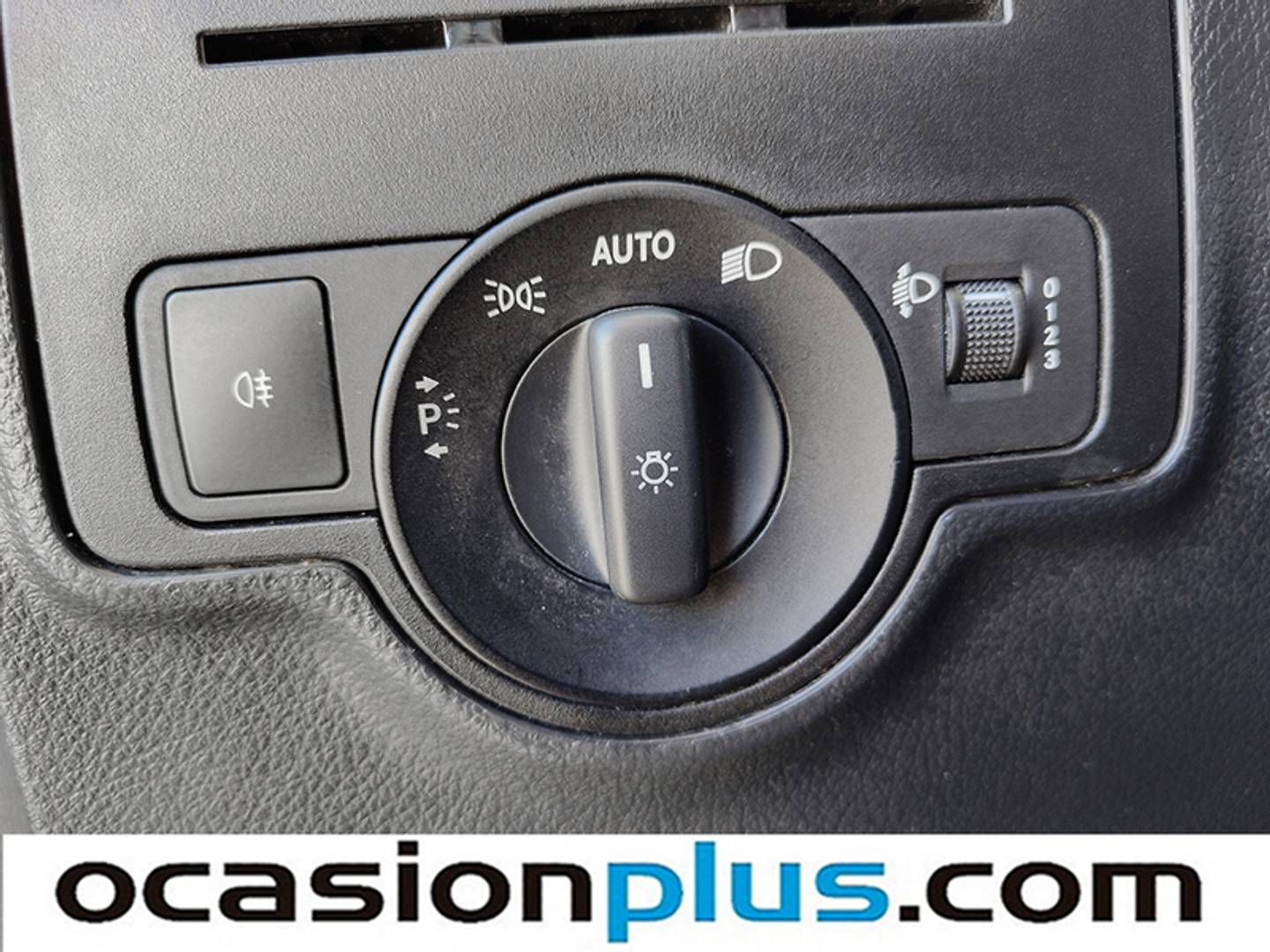 Foto Mercedes Vito Mercedes-Benz Vito Combi 114 CDI Tourer Pro Compacta Auto (136 CV)