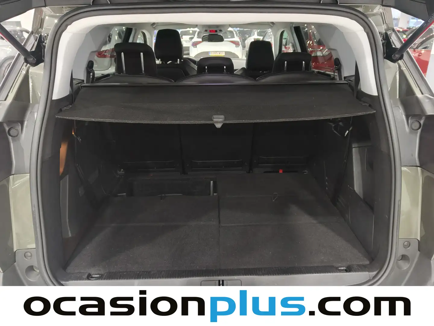 Foto Peugeot 5008 Peugeot 5008 Allure 1.2L PureTech (130CV) EAT8 7 plazas