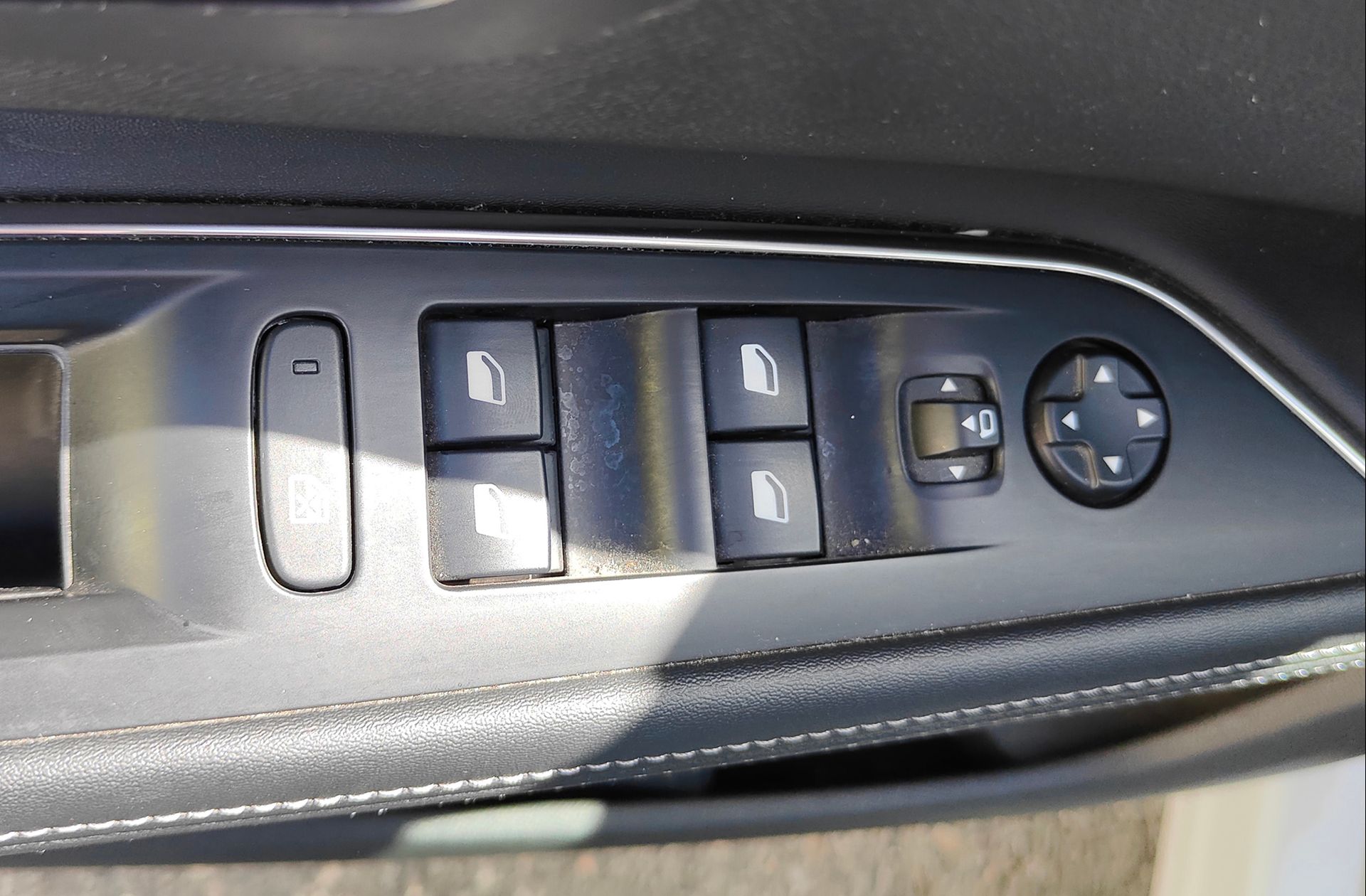 Peugeot 5008 PureTech 130 Allure 7 plazas - foto 21