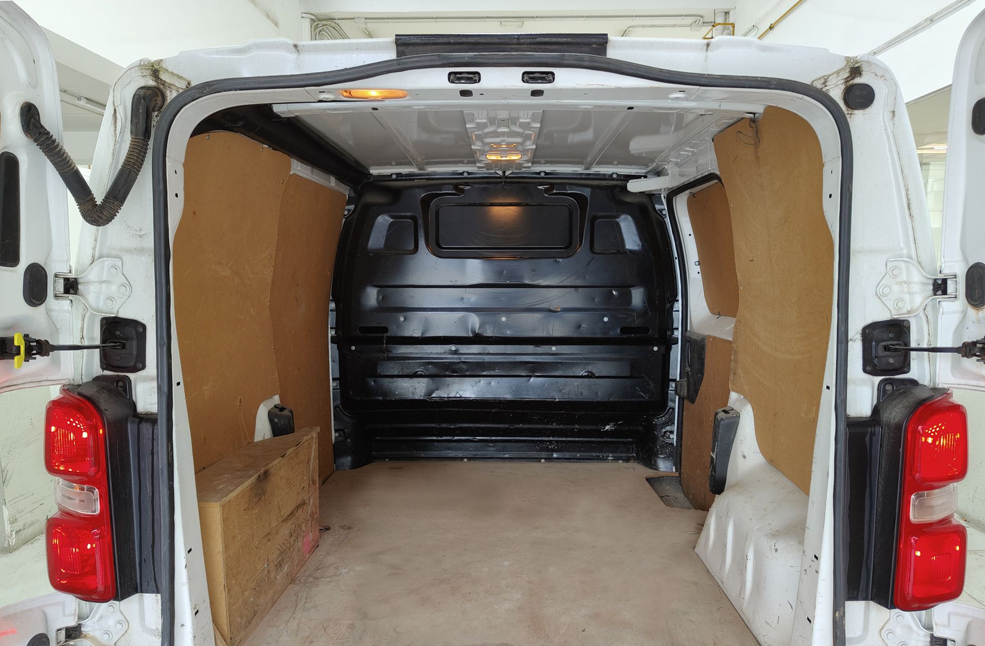 Fiat Scudo 1.5 BlueHDi L1 Business - foto 12