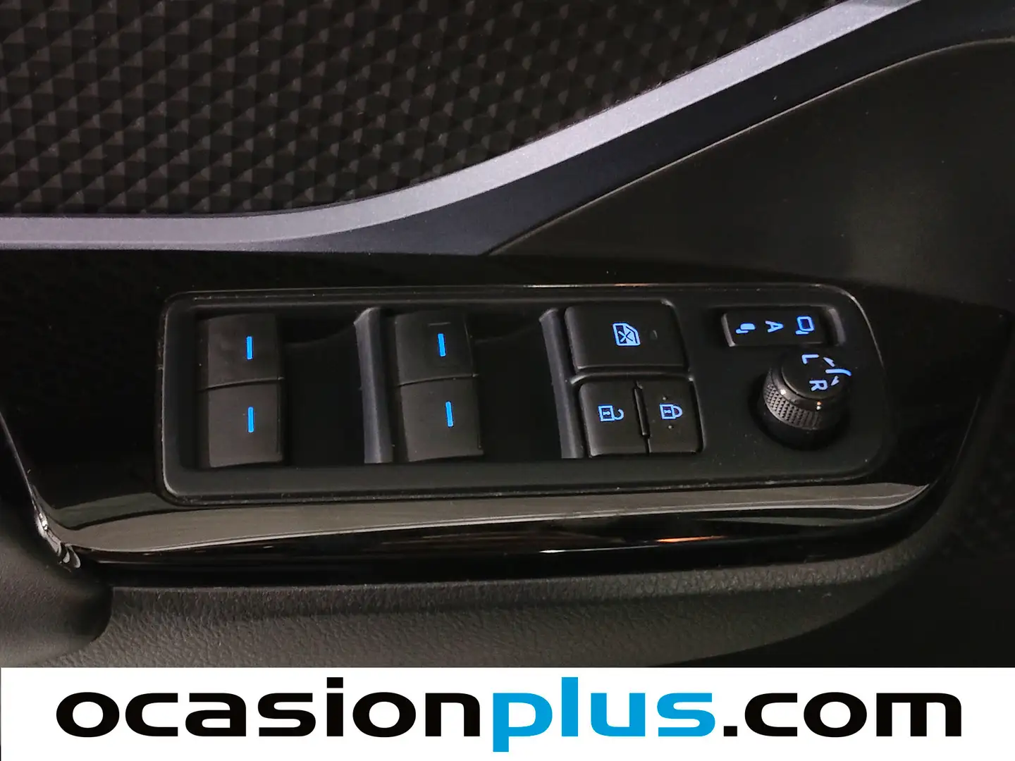 Foto Toyota C-HR Toyota C-HR 180H Advance  (184 CV)