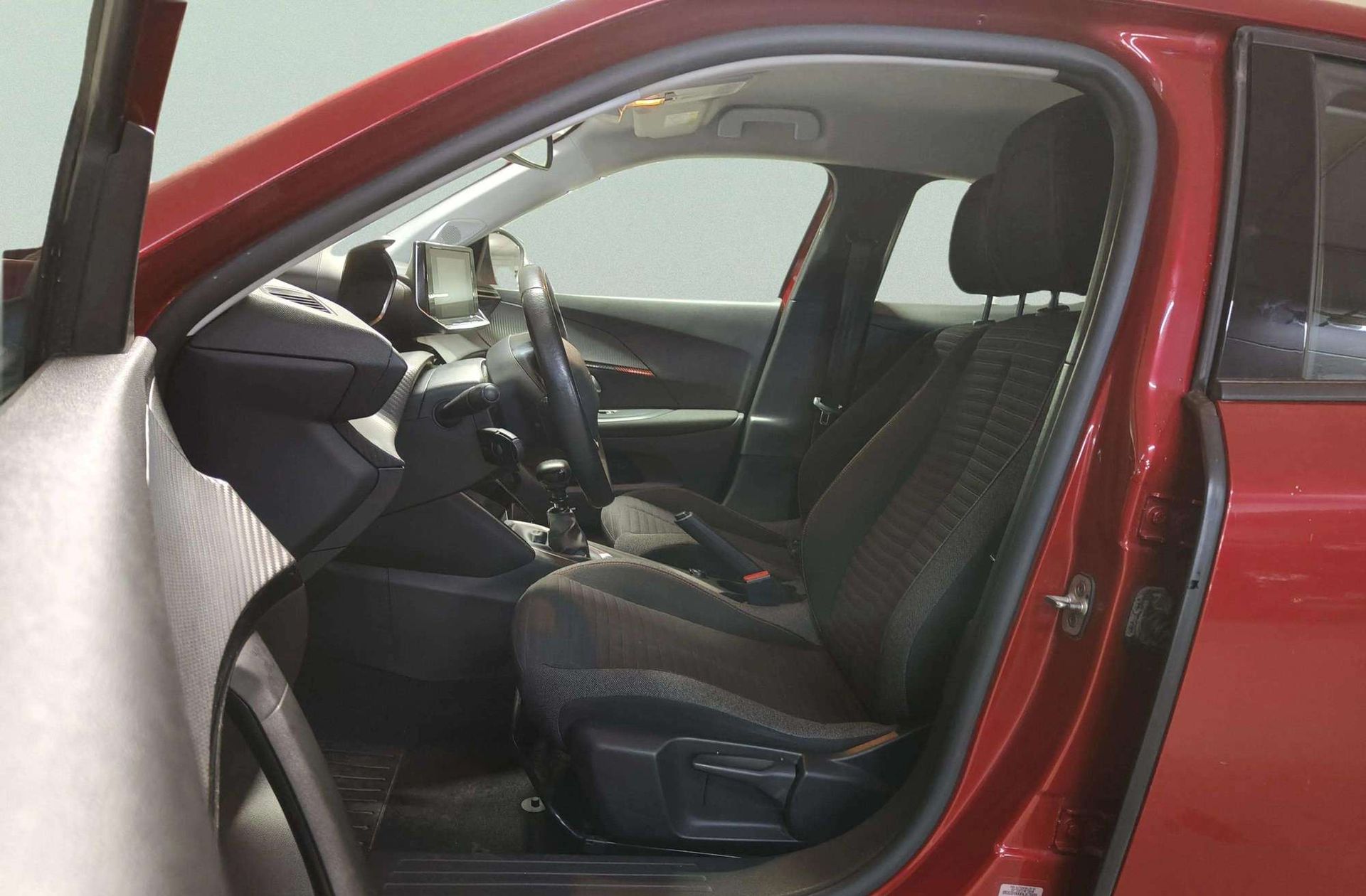 Peugeot 2008 PureTech 100 Active Pack - foto 9