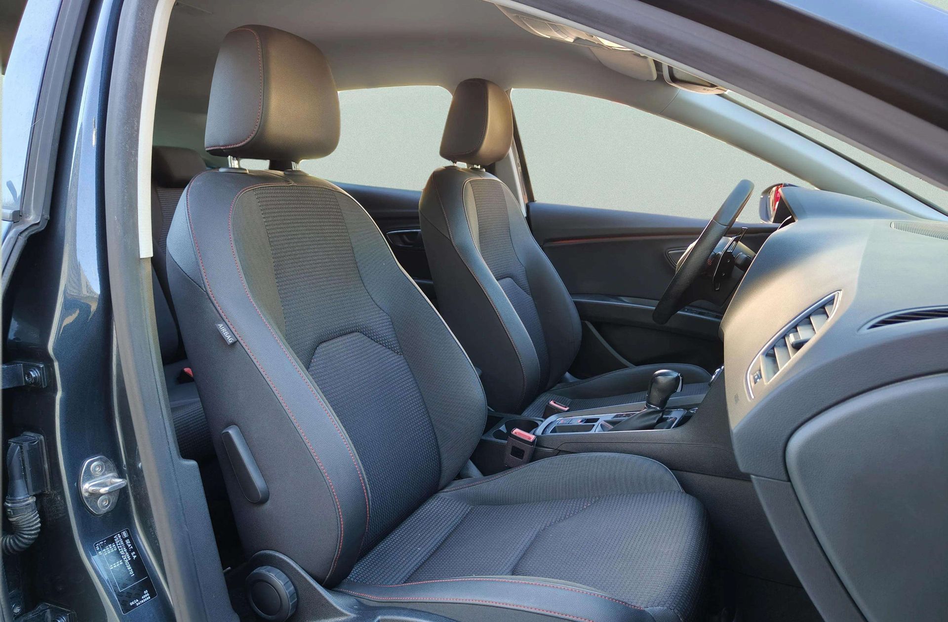 SEAT León 2.0 TSI FR DSG - foto 19